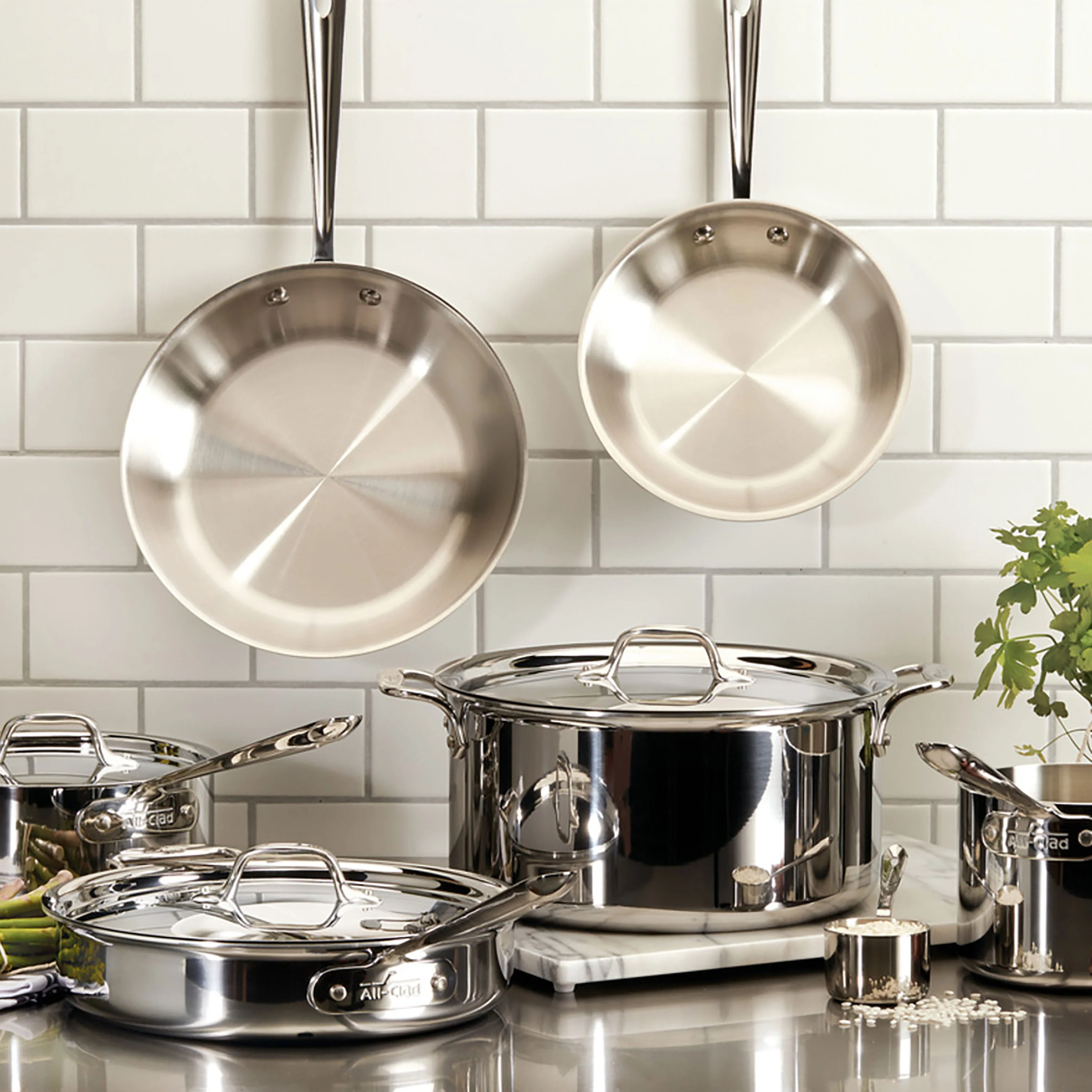 All-Clad d3 Stainless 10 Piece Cookware Set - Image 7