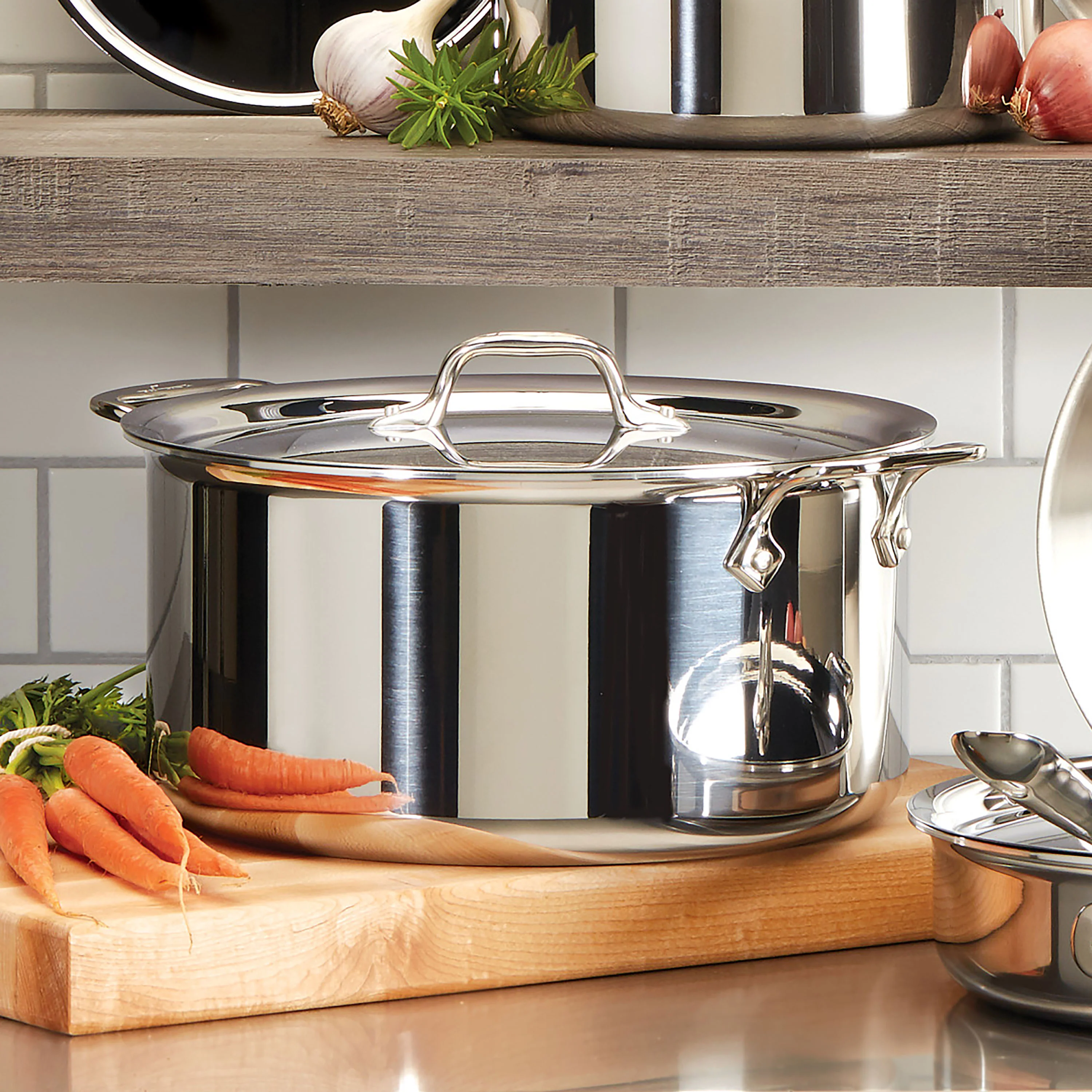 All-Clad d3 Stainless 6-quart Stock Pot - Image 5