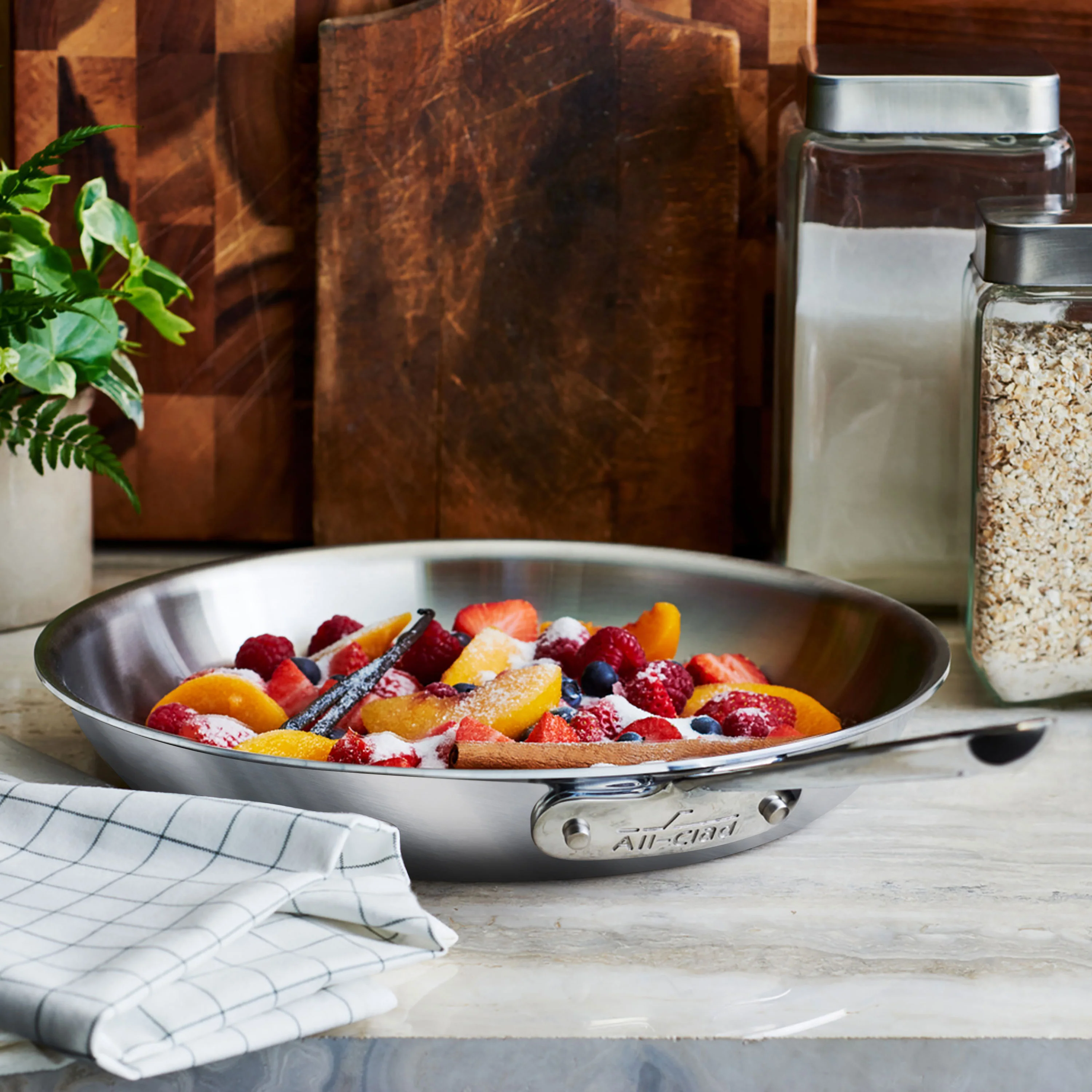 All-Clad d5 Brushed Stainless 10" Fry Pan - Image 5