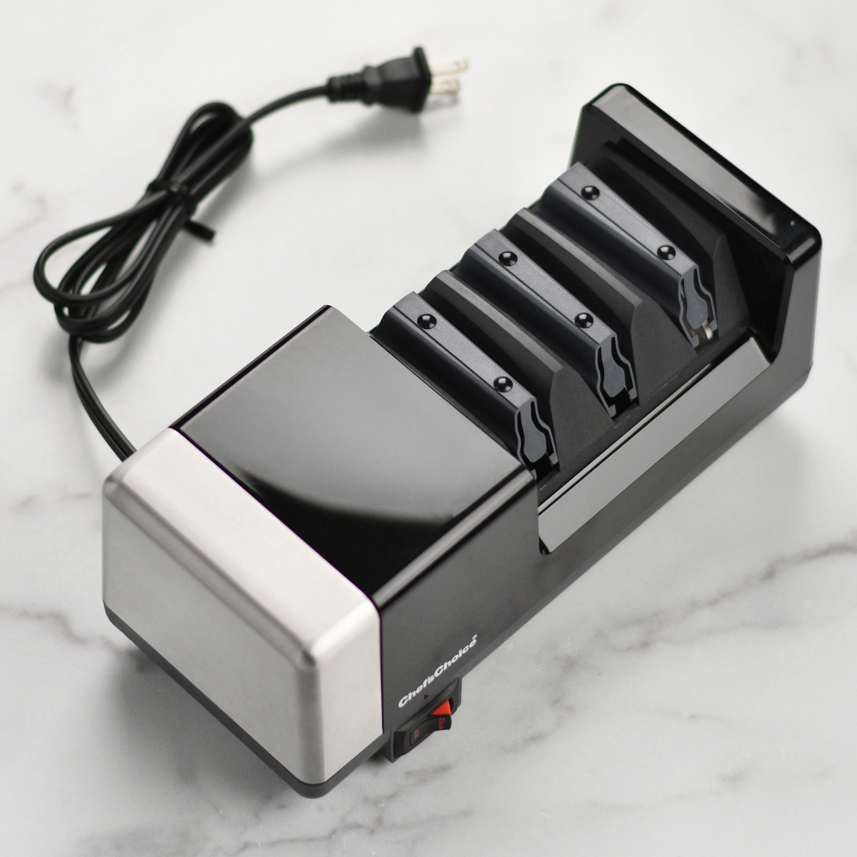 Chef's Choice 3 Stage Precision Edge 14 Degree Electric Knife Sharpener - Image 3