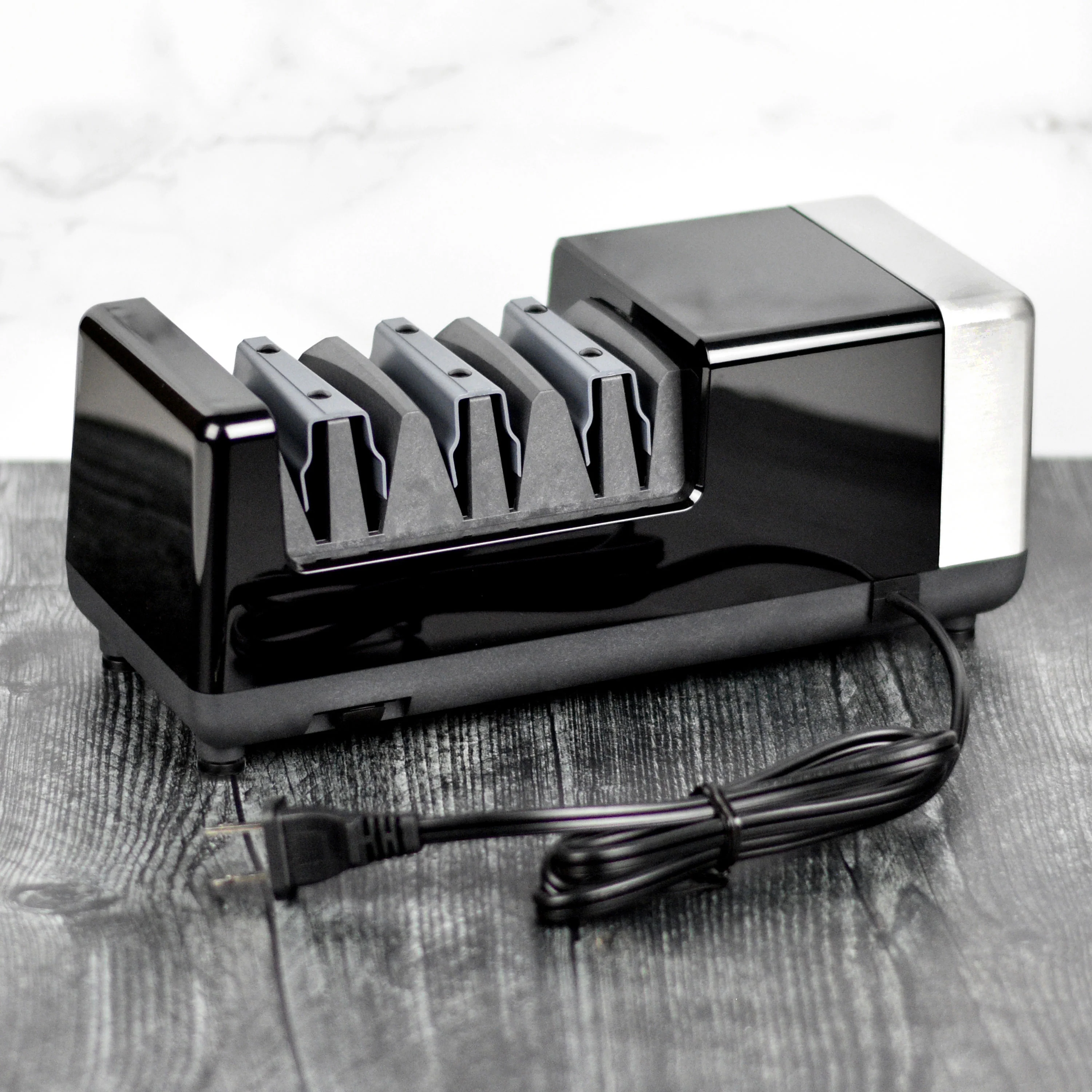 Chef's Choice 3 Stage Precision Edge 14 Degree Electric Knife Sharpener - Image 6
