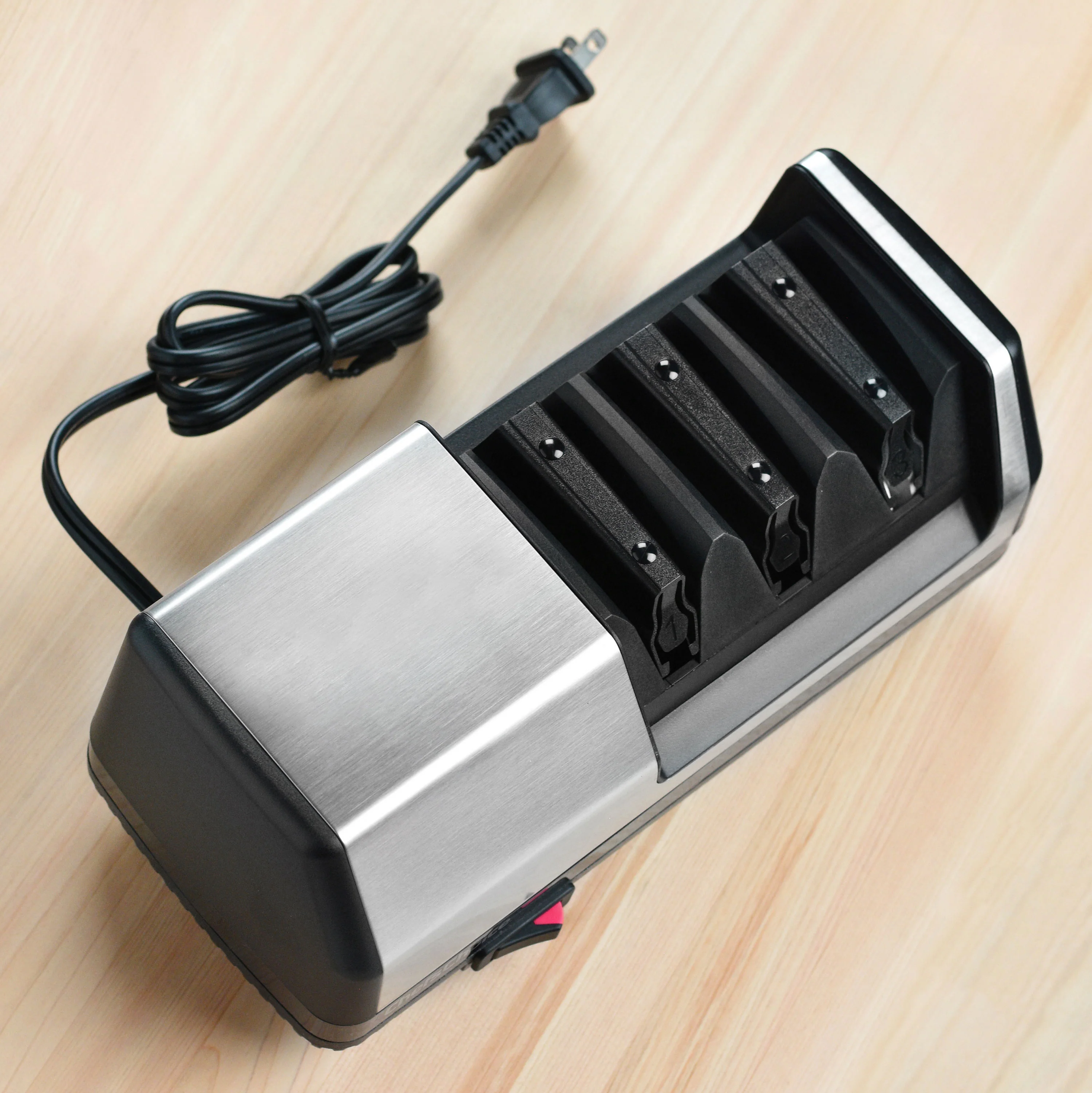 Chef's Choice 3 Stage Model 151 Stainless Steel Universal Electric Knife Sharpener - Image 3