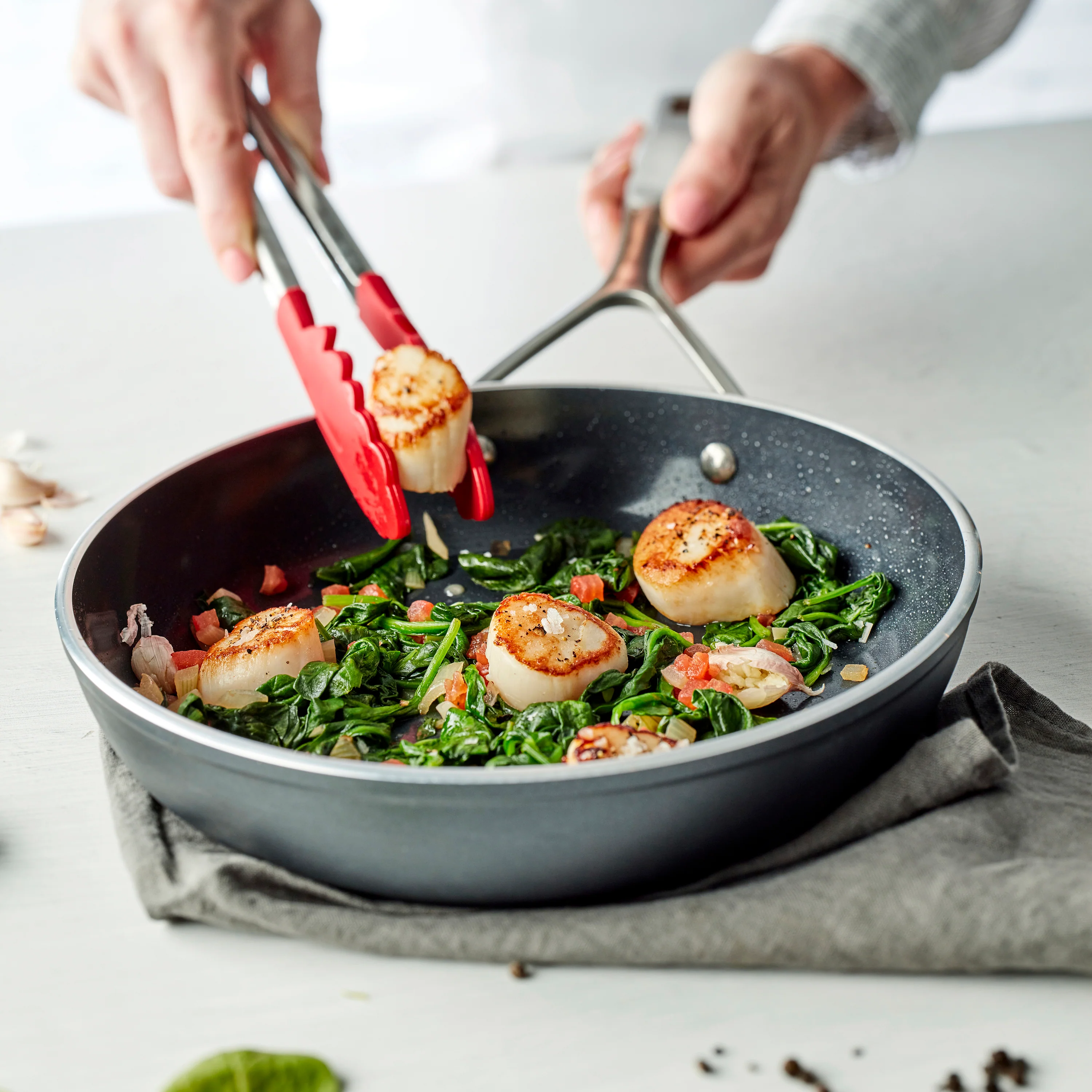 Demeyere AluPro 12" Ceramic Nonstick Fry Pan - Image 2