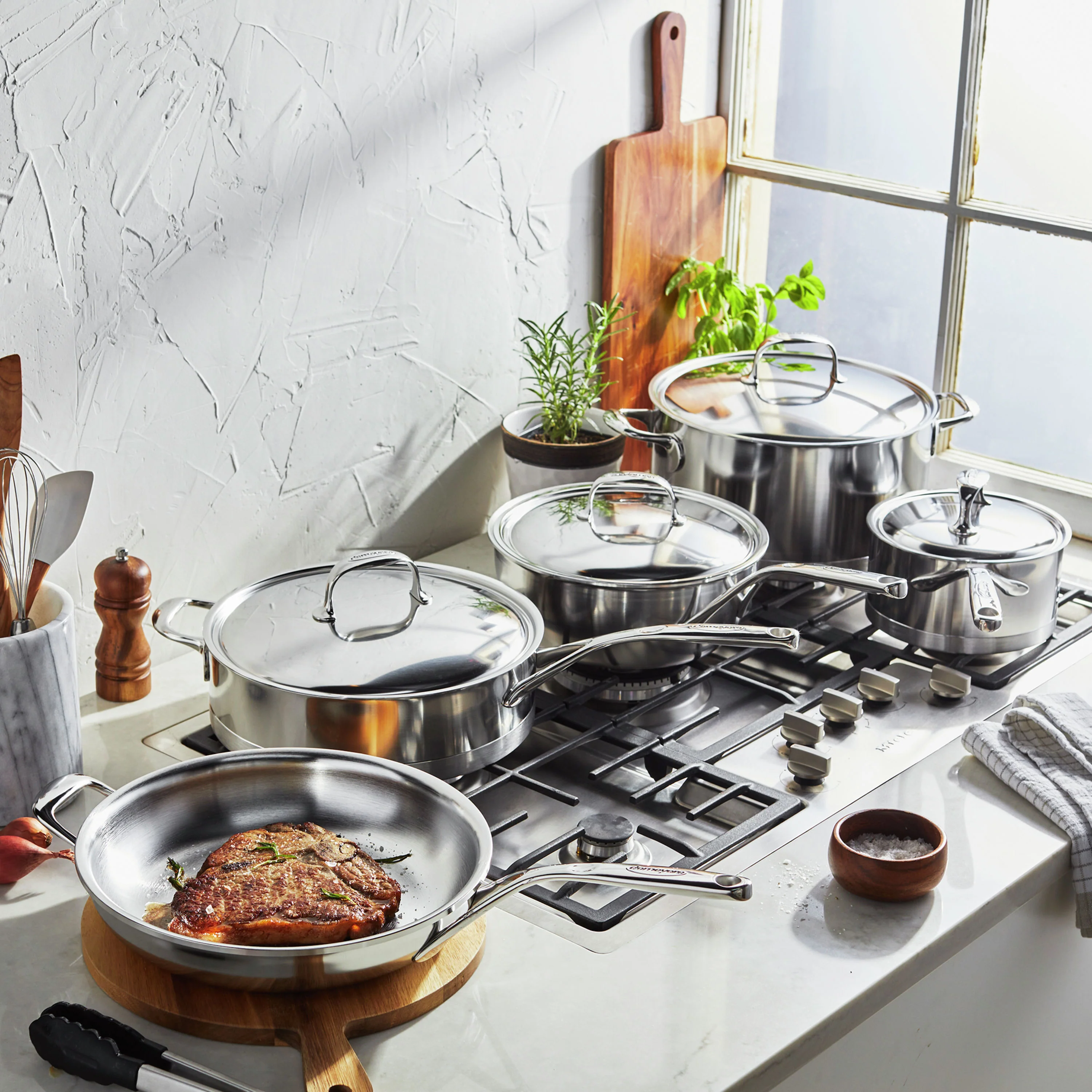 Demeyere Atlantis 9 Piece Stainless Steel Cookware Set - Image 8