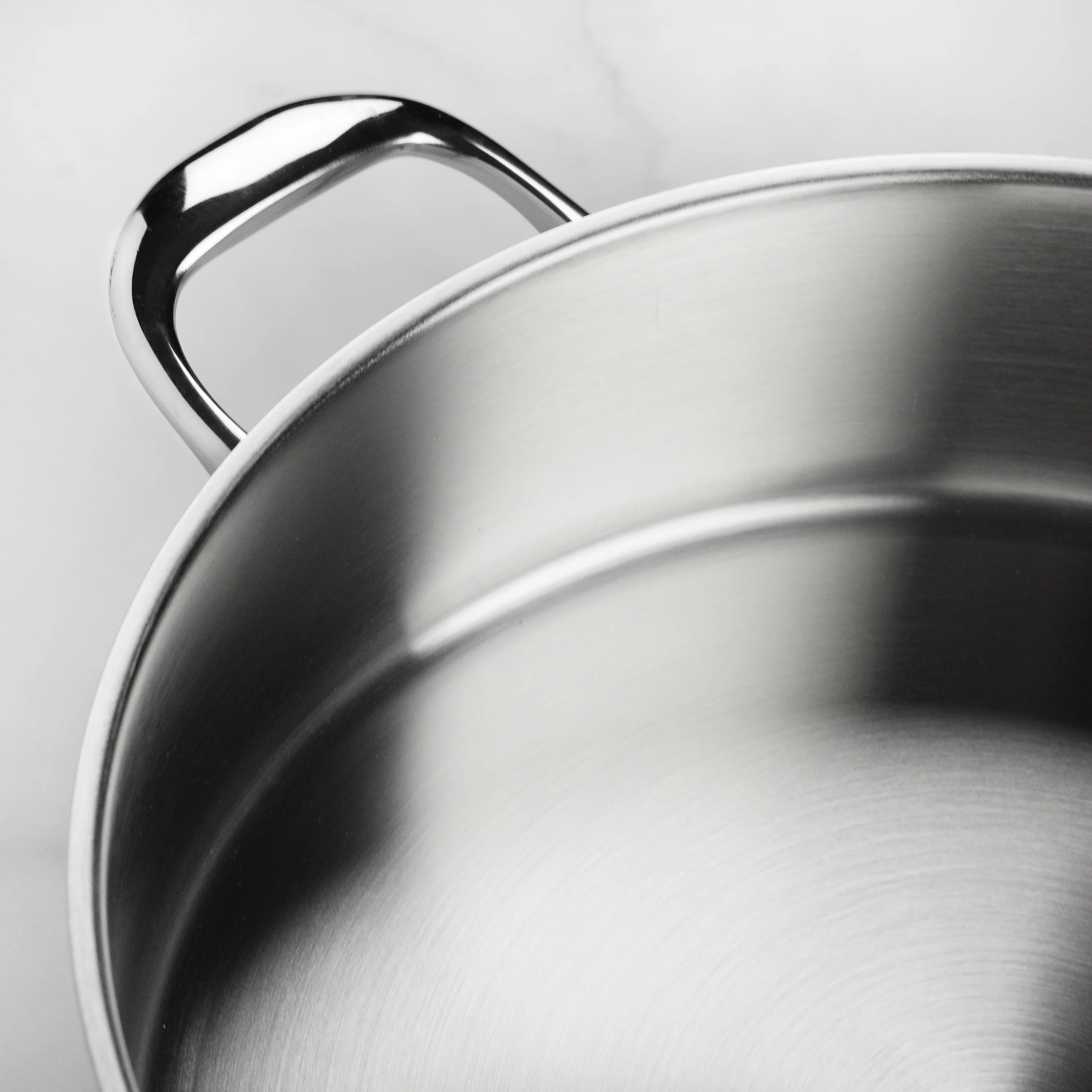 Demeyere Atlantis 5.1-quart Stainless Steel Saute Pan - Image 3