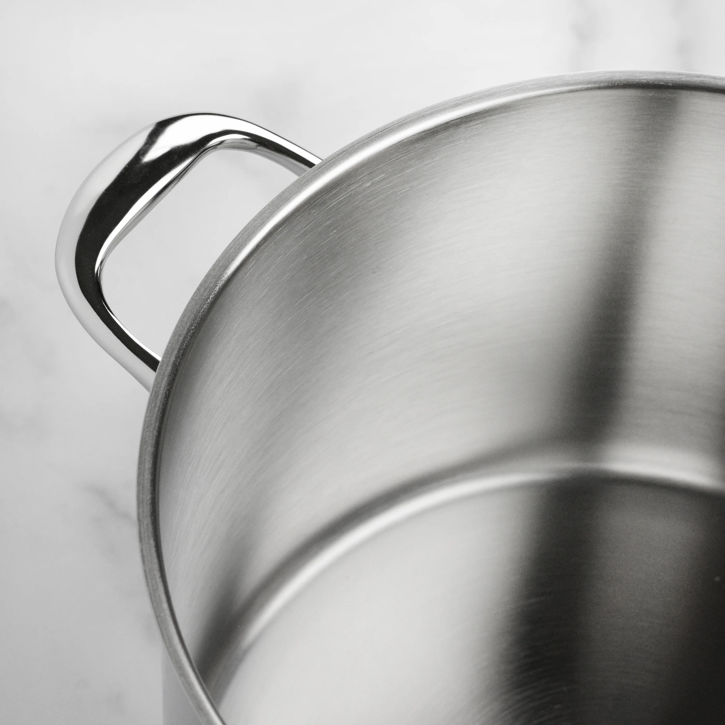 Demeyere Atlantis 8.5-quart Stainless Steel Stock Pot - Image 3