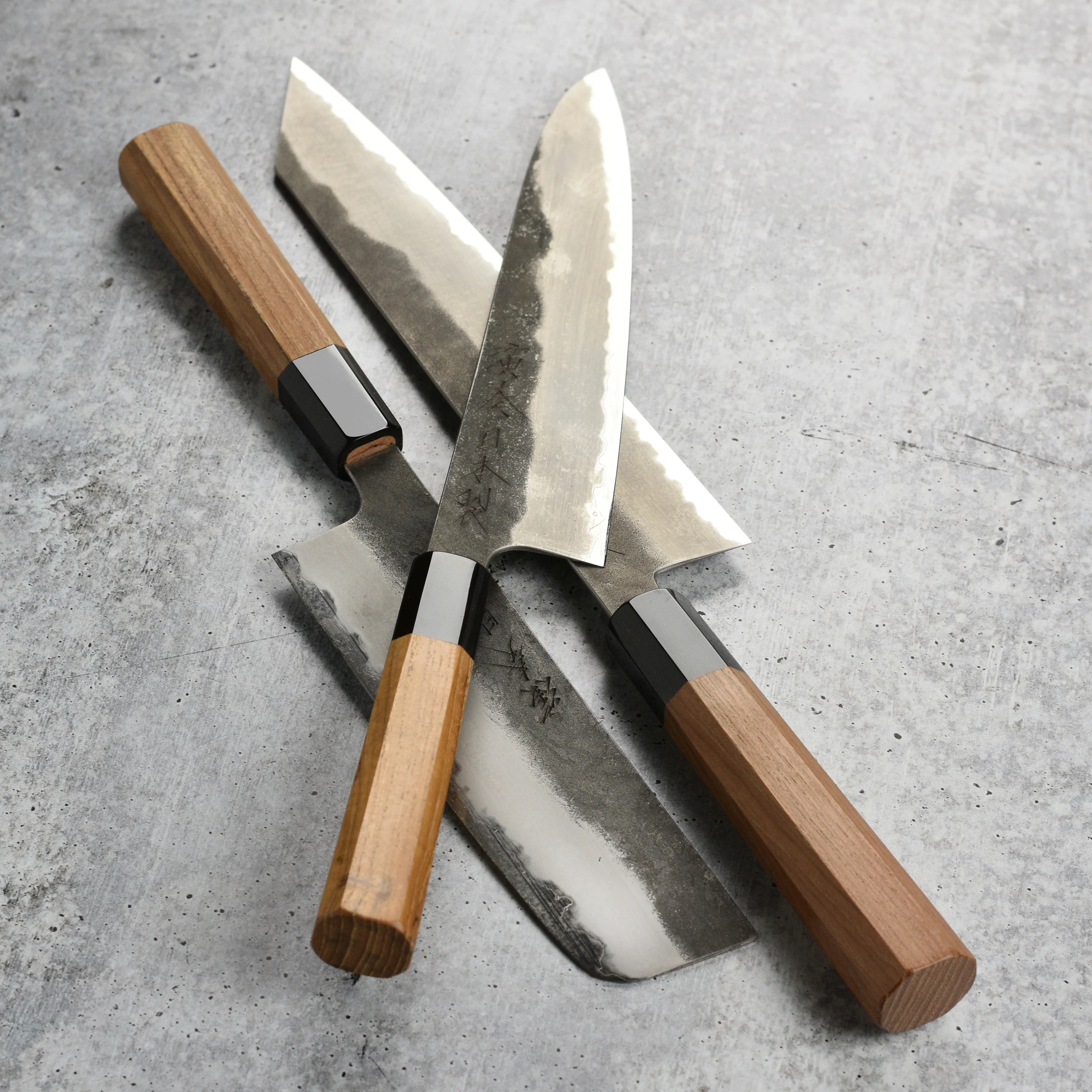 Enso Hand-Forged Aogami Super 9.5" Gyuto with Saya - Image 11