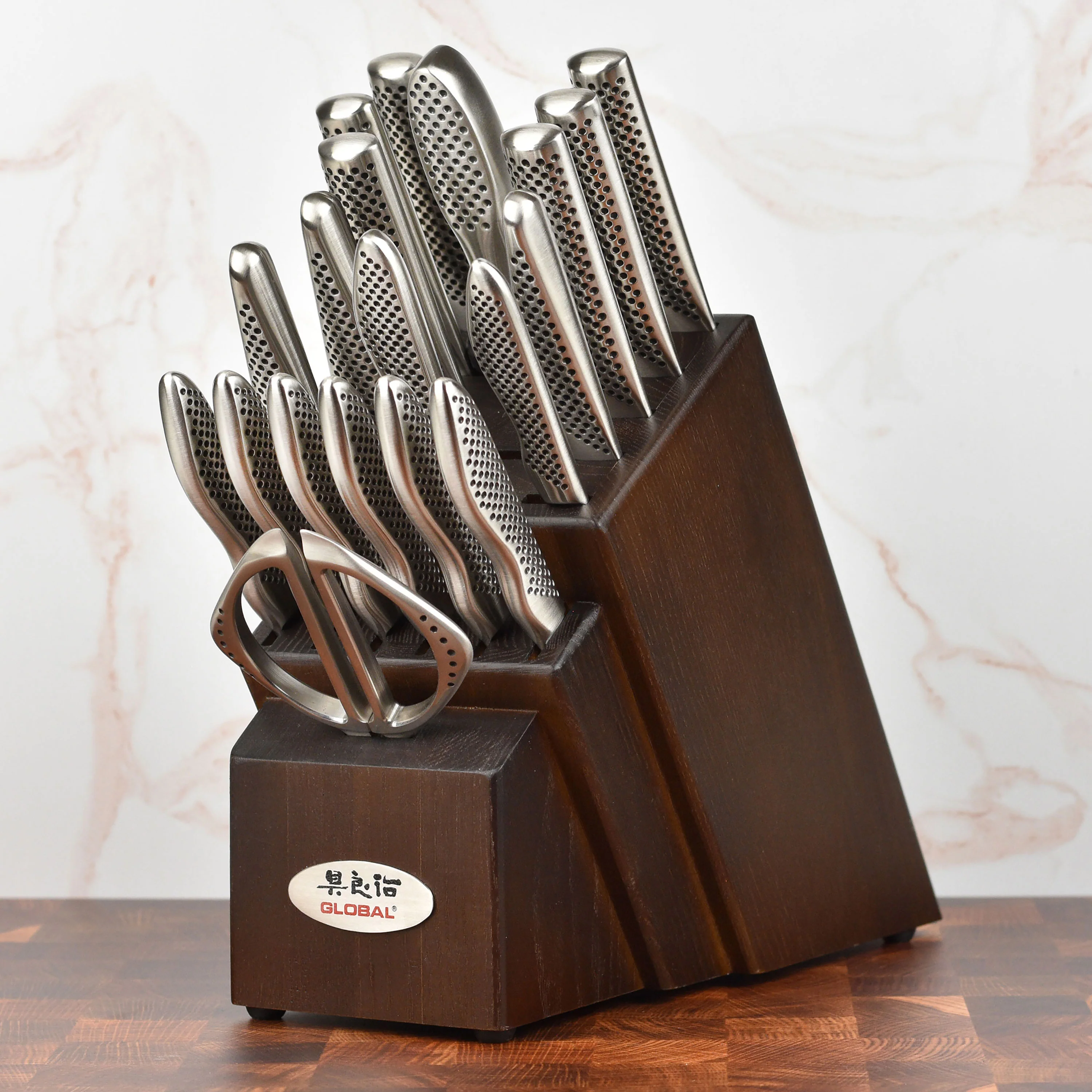 Global 7.75" Chinese Vegetable Cleaver - Image 7