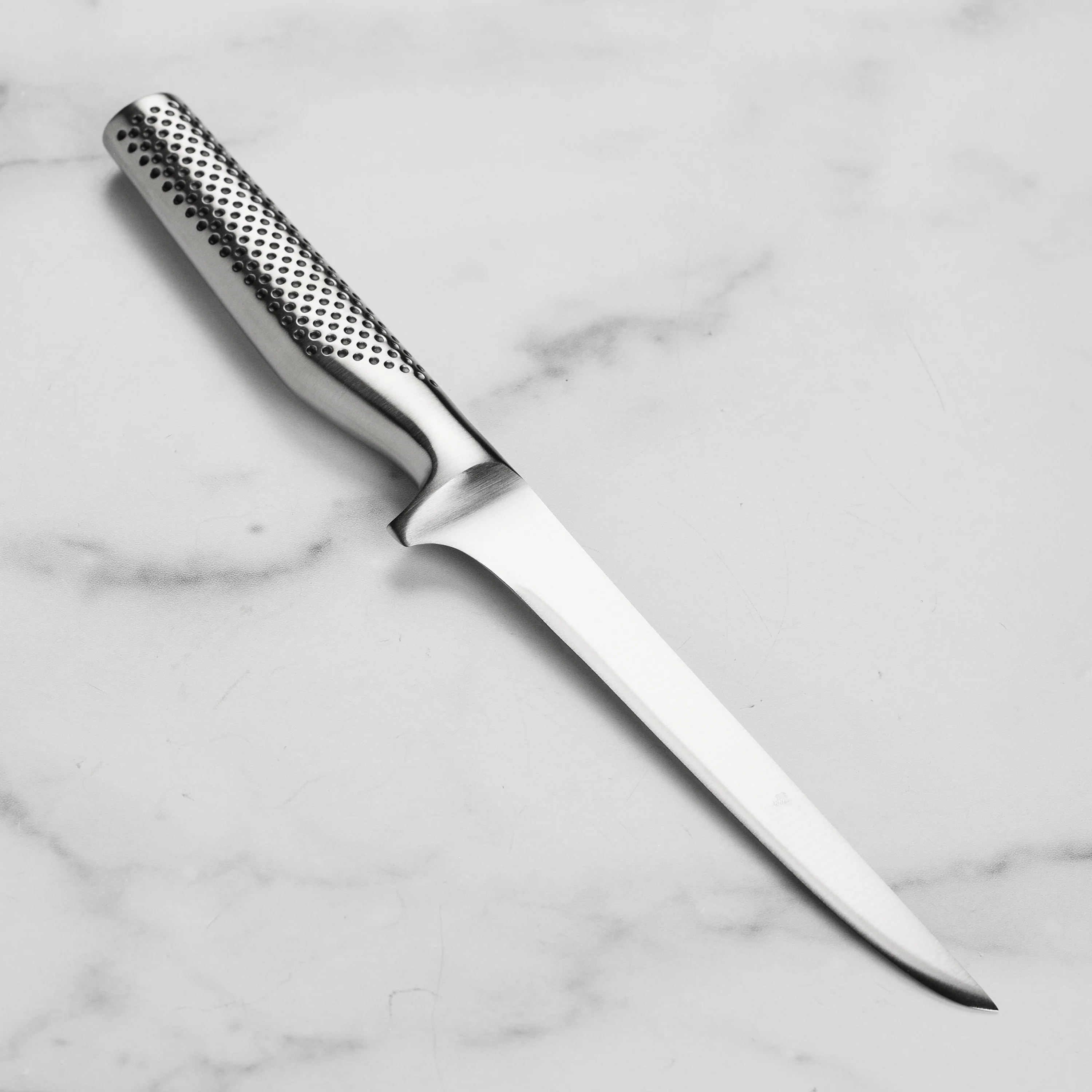Global 6" Heavyweight Boning Knife - Image 5