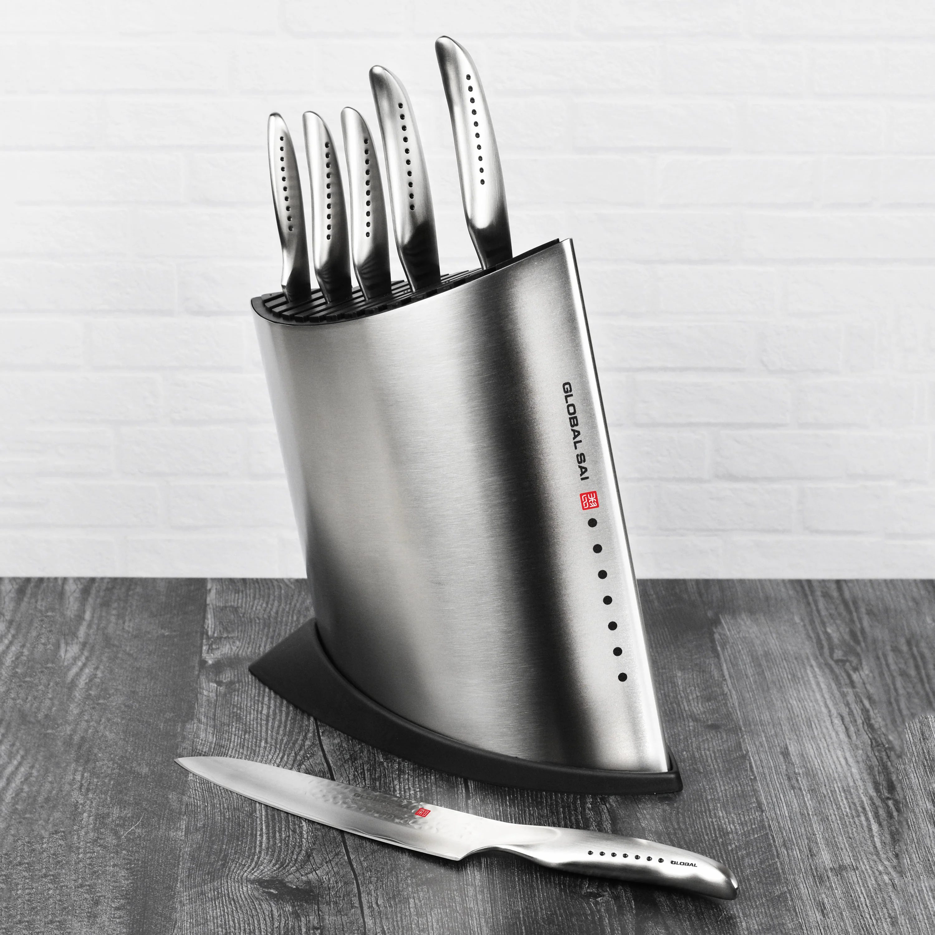 Global Sai 7 Piece Knife Block Set - Image 3
