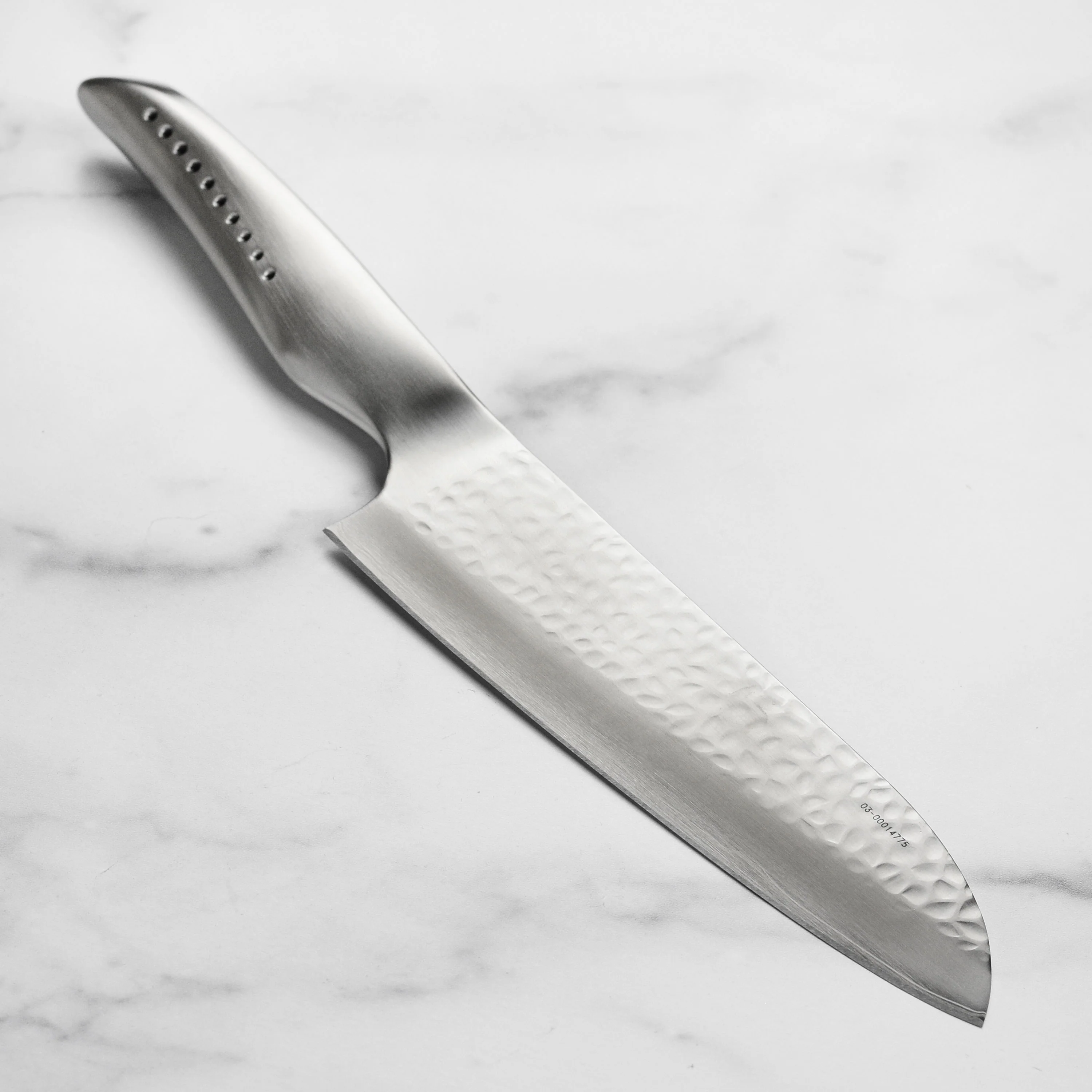 Global Sai 7.5" Santoku Knife - Image 5