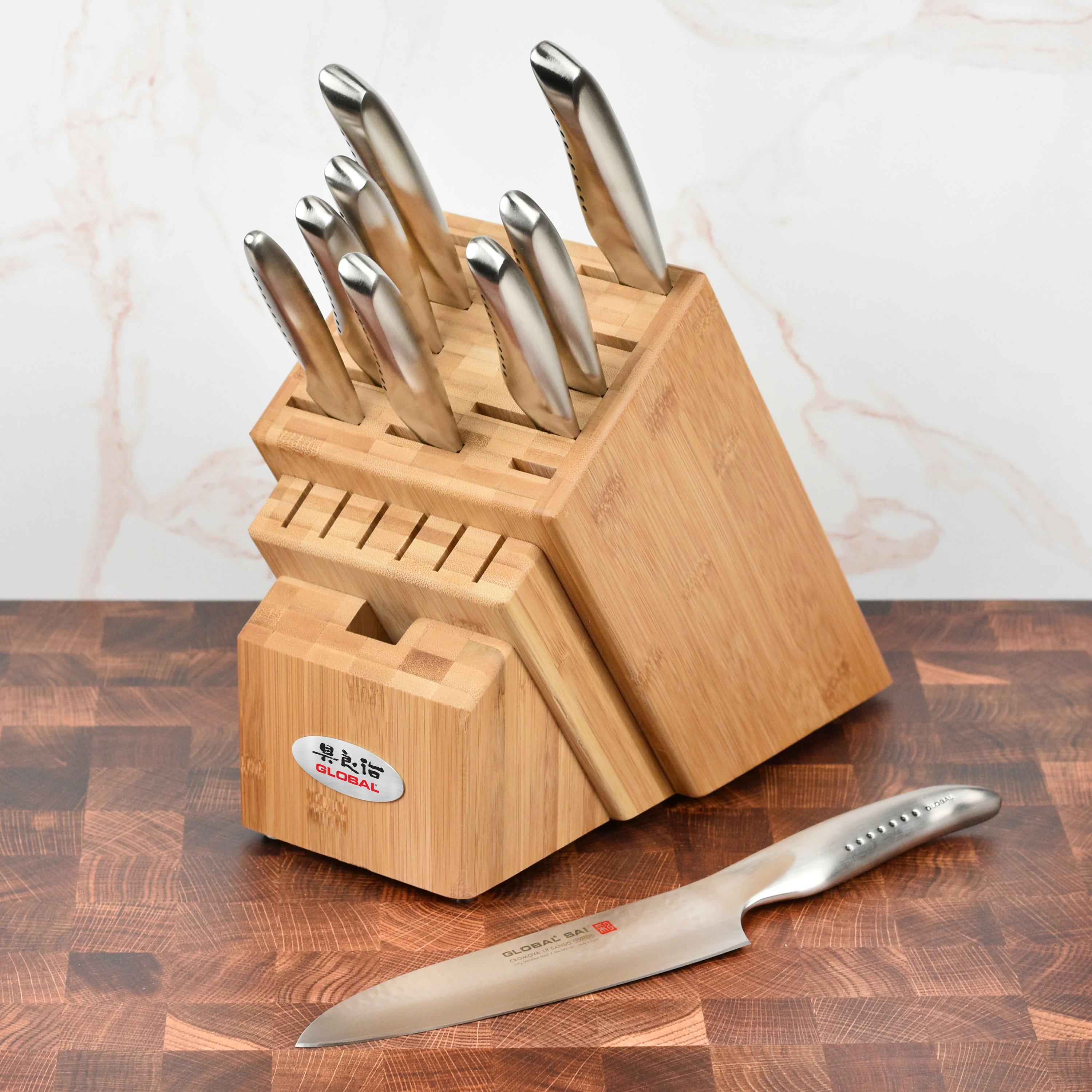 Global Sai 7.5" Santoku Knife - Image 7