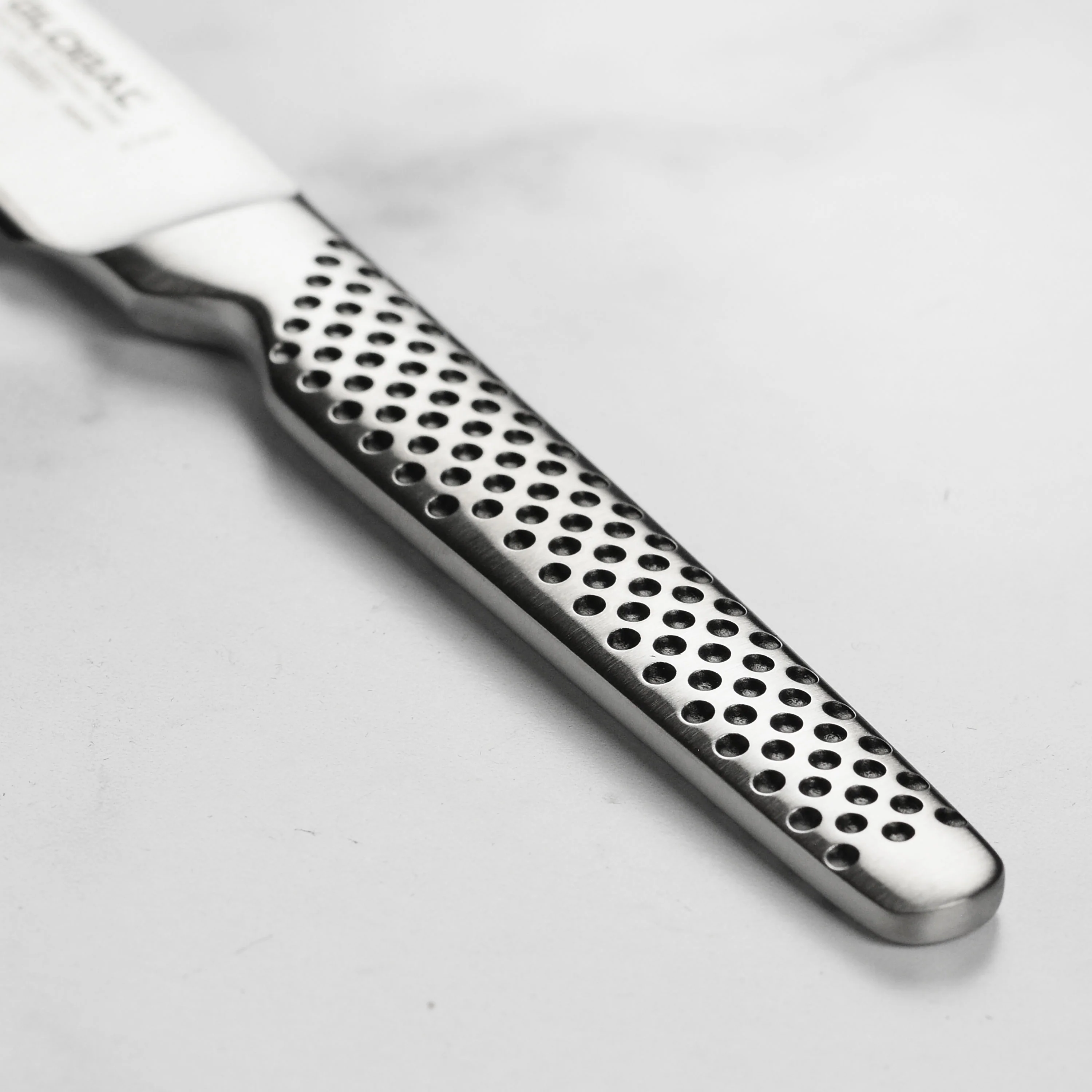 Global 4.25" Utility Knife with Solid Handle - Image 2
