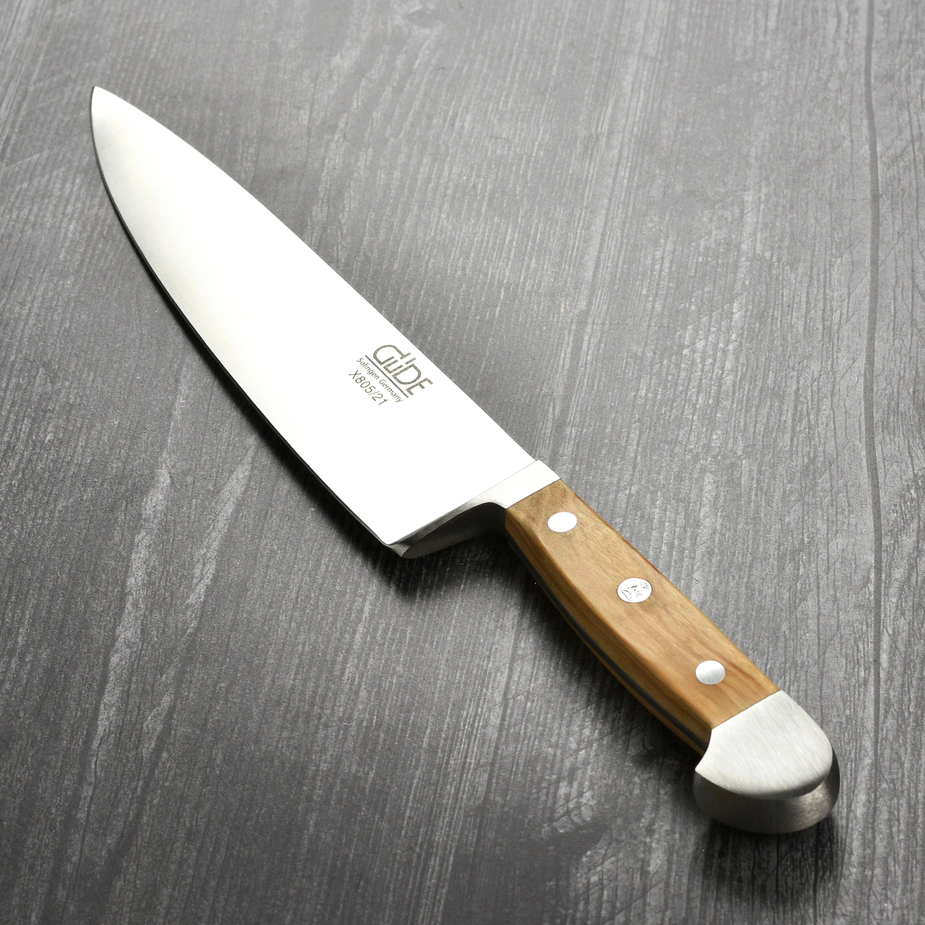 Gude Alpha Olive 8.25" Chef's Knife - Image 7