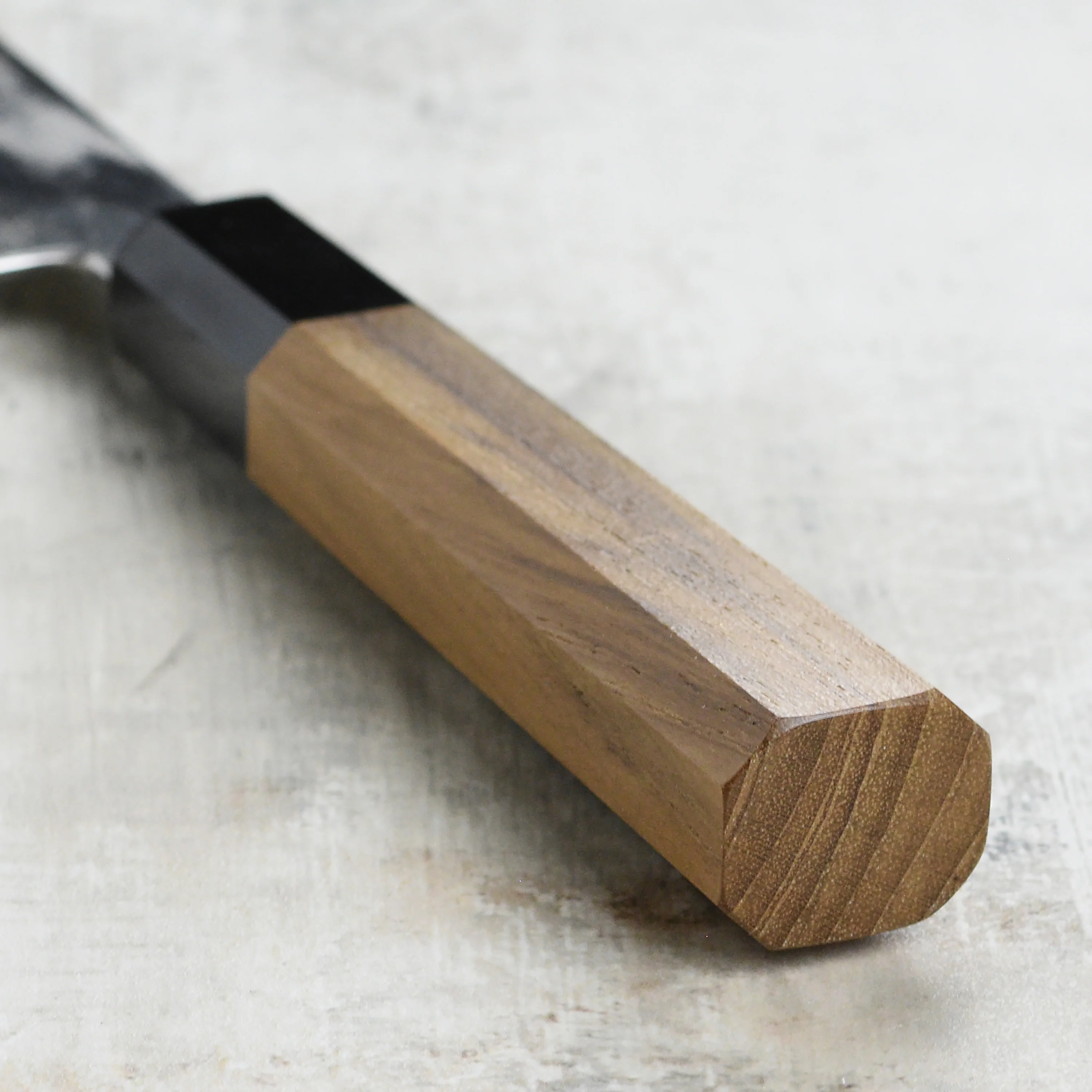 Hatsukokoro Ginsou Ginsan Damascus 8.25" Gyuto - Image 2