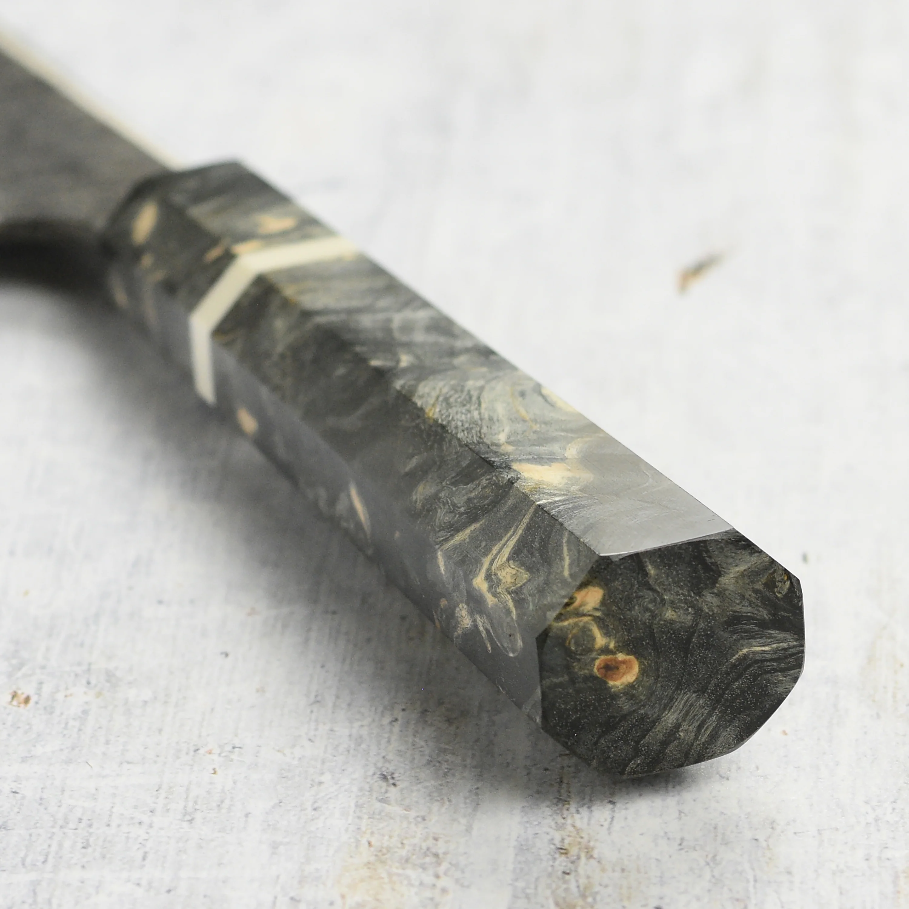 Hatsukokoro x Nigara Itadaki Coreless Damascus 9.4" Kiritsuke Gyuto - Image 2