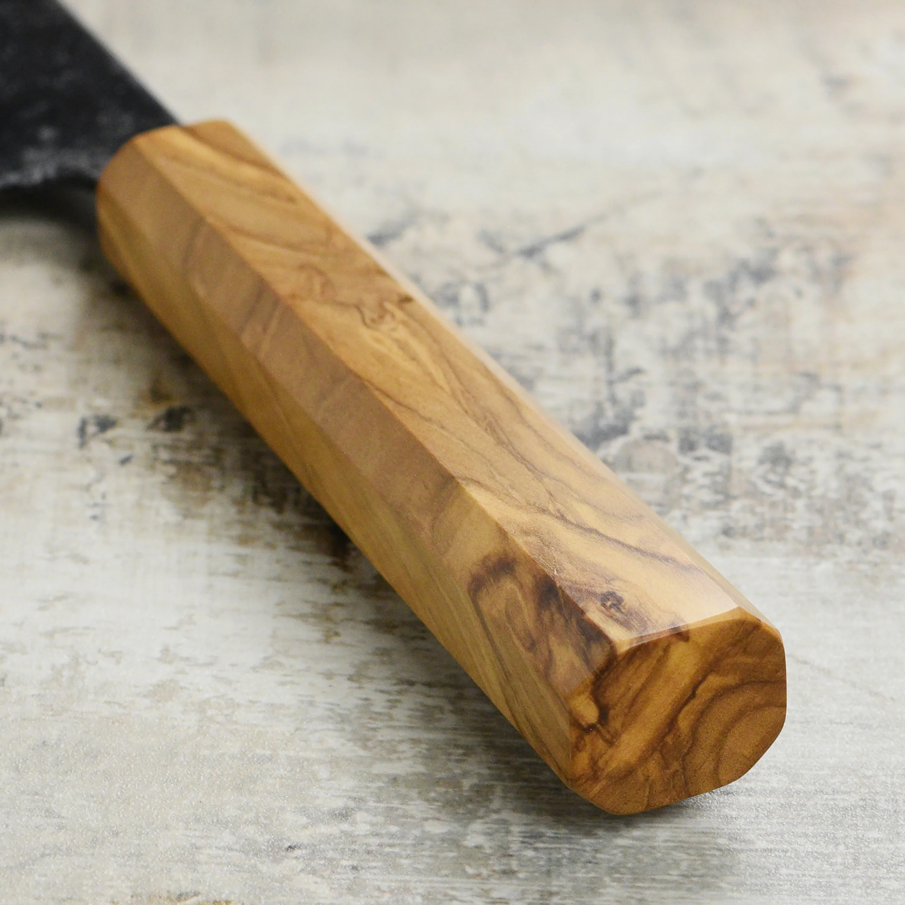 Hatsukokoro Kurogane Aogami #2 Kurouchi 6.5" Bunka, Olivewood - Image 2