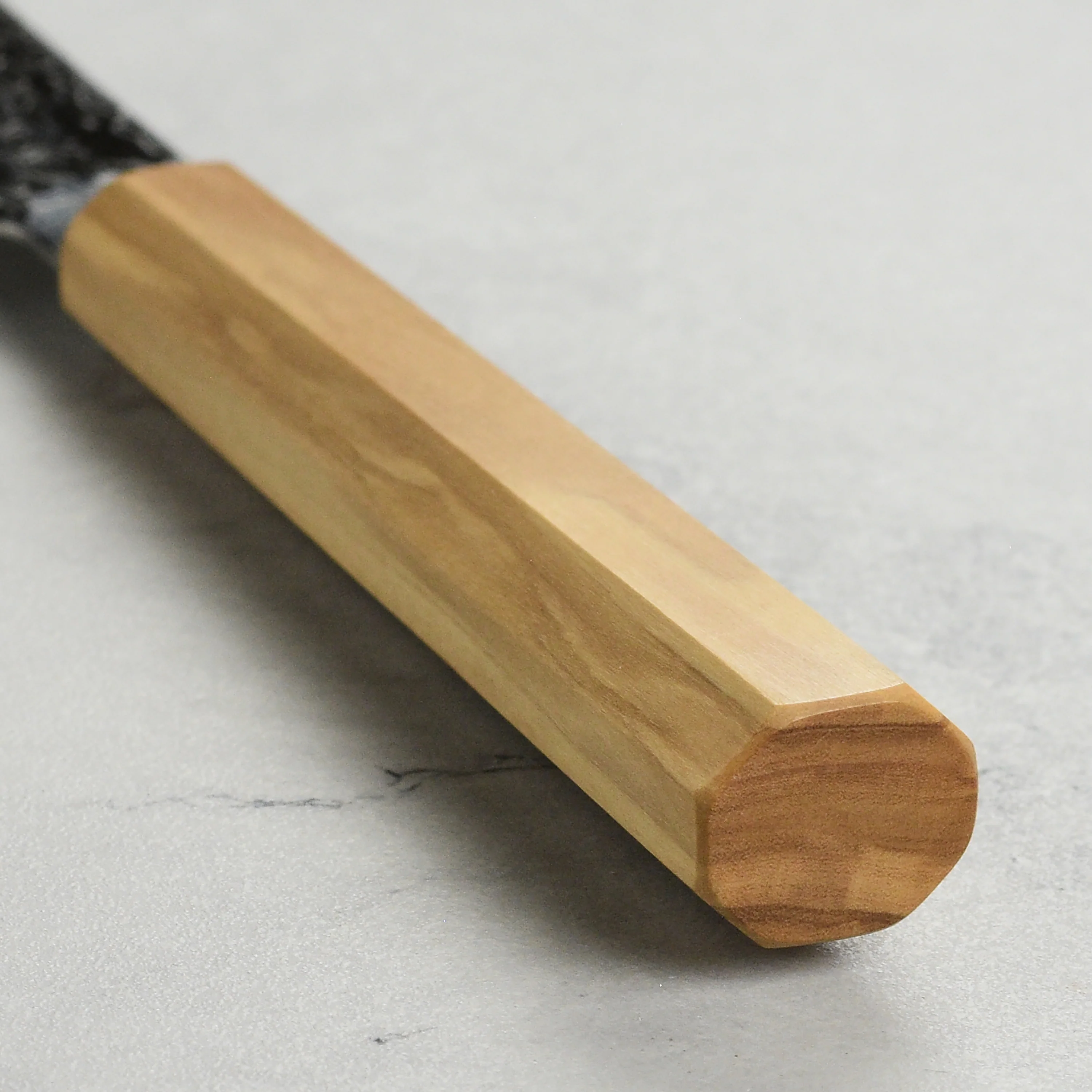 Hatsukokoro Ryuhyo SG2 Damascus 5.9" Petty, Olivewood - Image 2