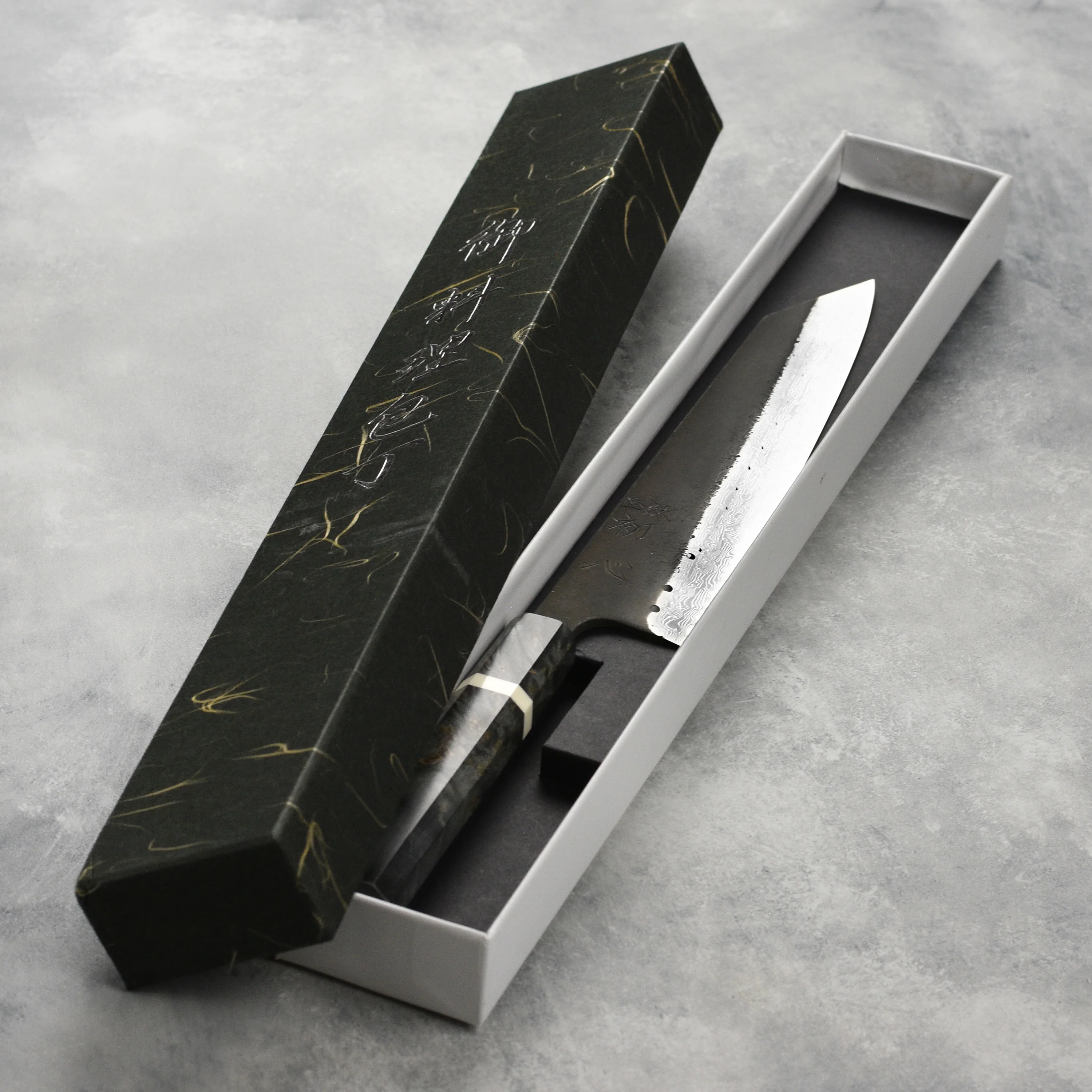 Hatsukokoro Shinkiro Aogami Super Kurouchi Damascus 8.25" Kiritsuke, Stabilized Birch - Image 4