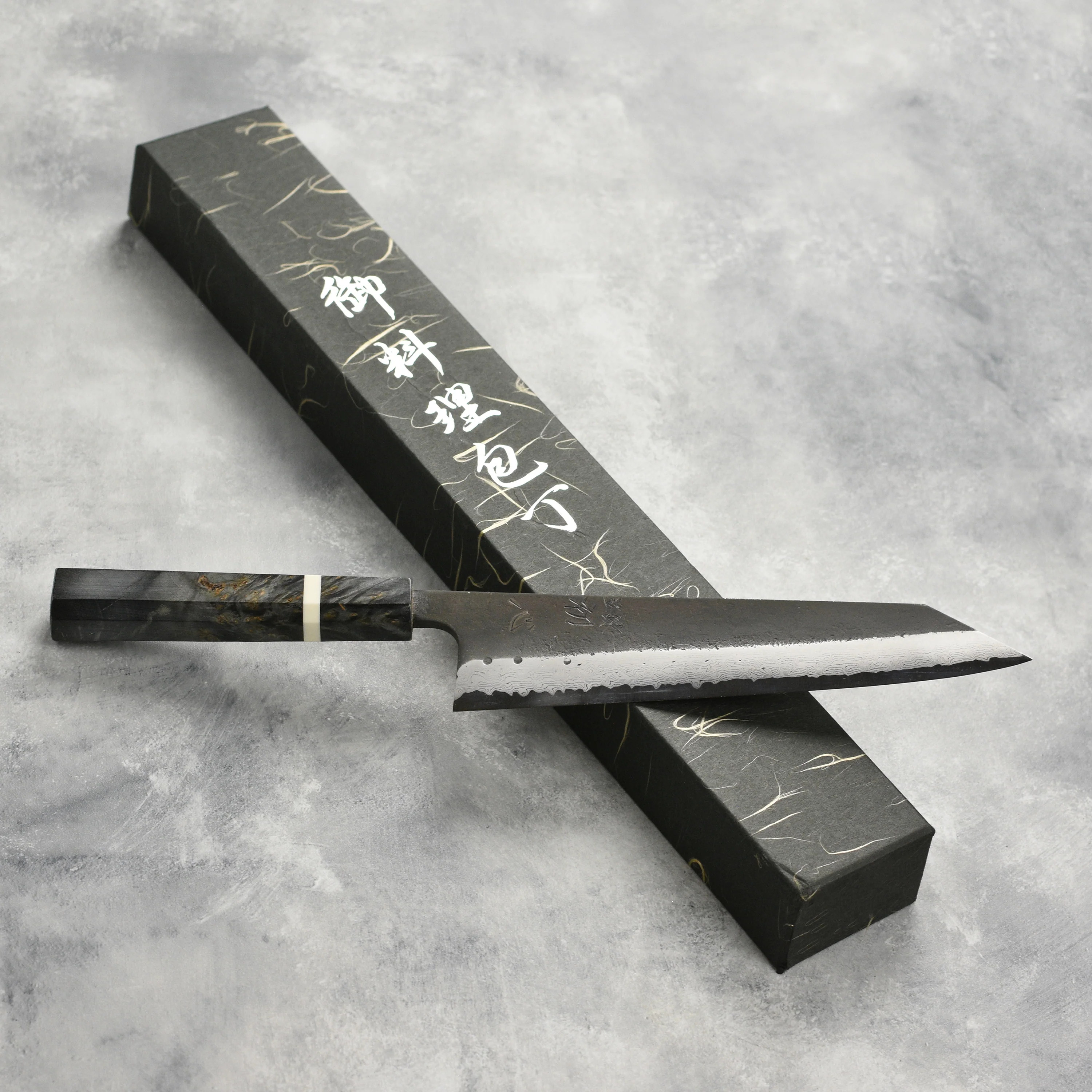 Hatsukokoro Shinkiro Aogami Super Kurouchi Damascus 8.25" Kiritsuke, Stabilized Birch - Image 7