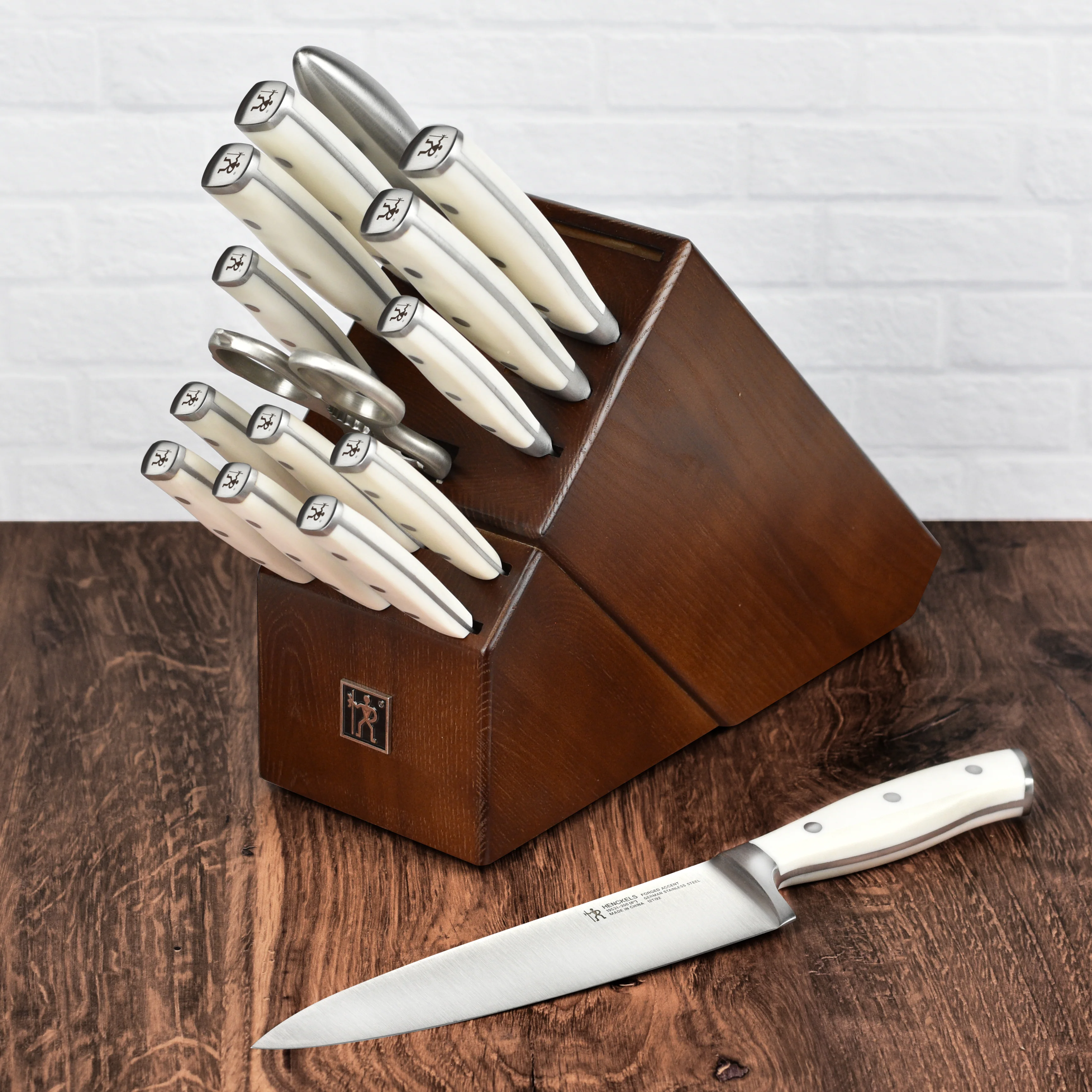Henckels Forged Accent 16 Piece Off-White Knife Block Set - Image 3