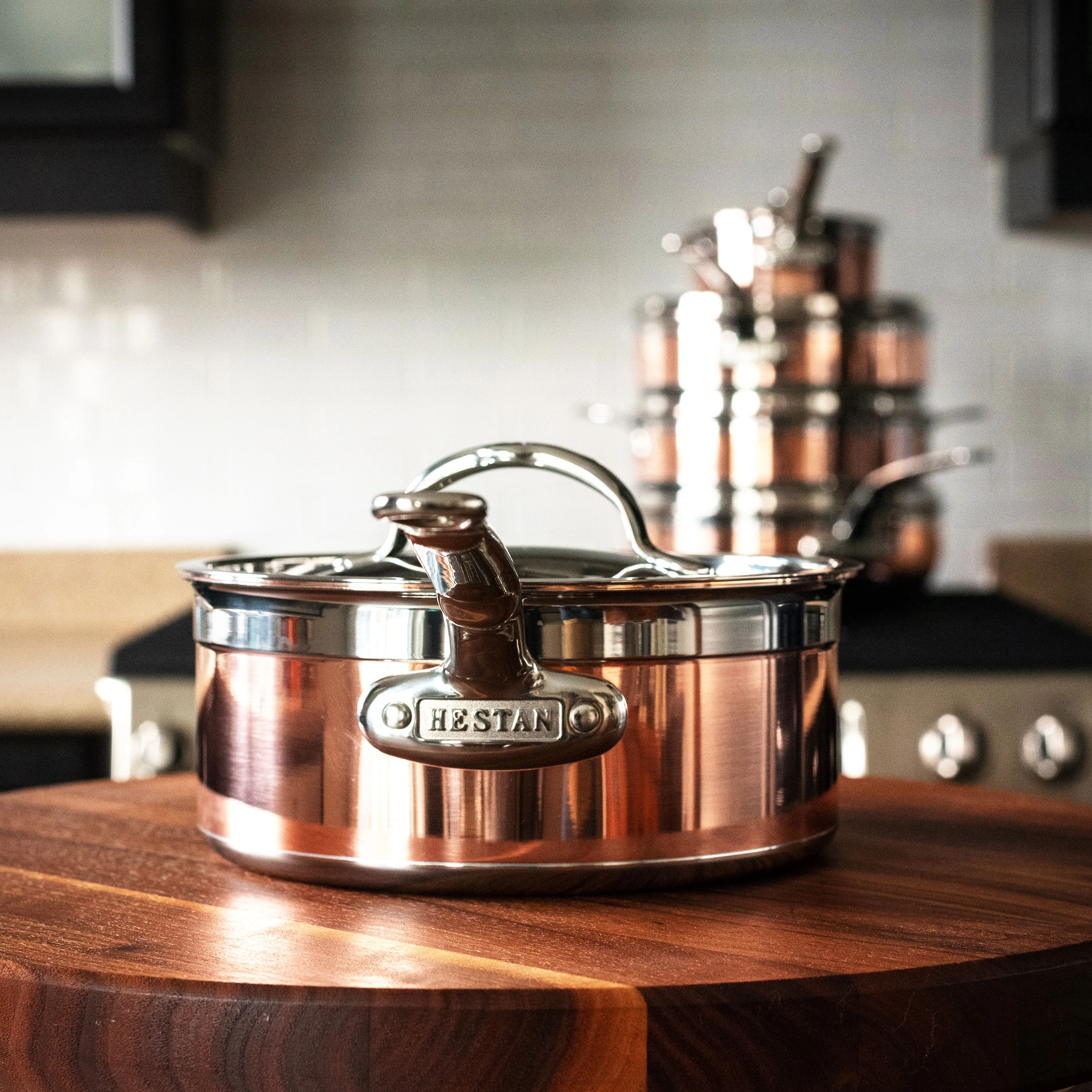 Hestan CopperBond 2-quart Induction Copper Saucepan - Image 7