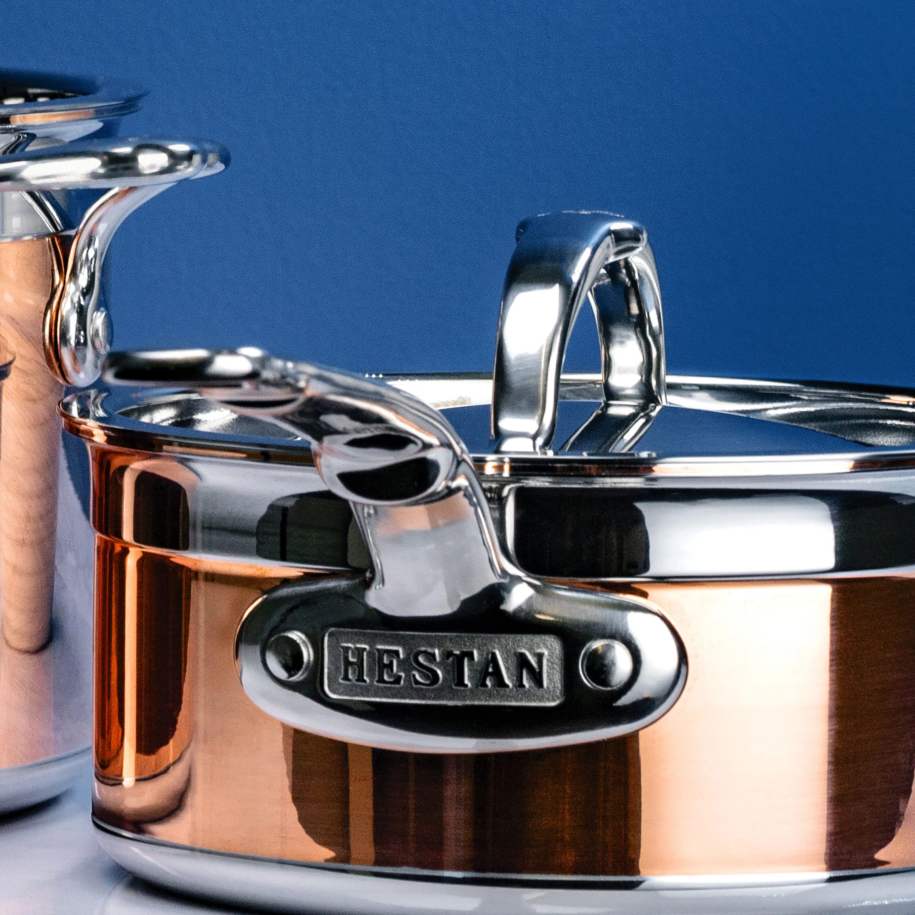 Hestan CopperBond 4-quart Induction Copper Saucepan - Image 7