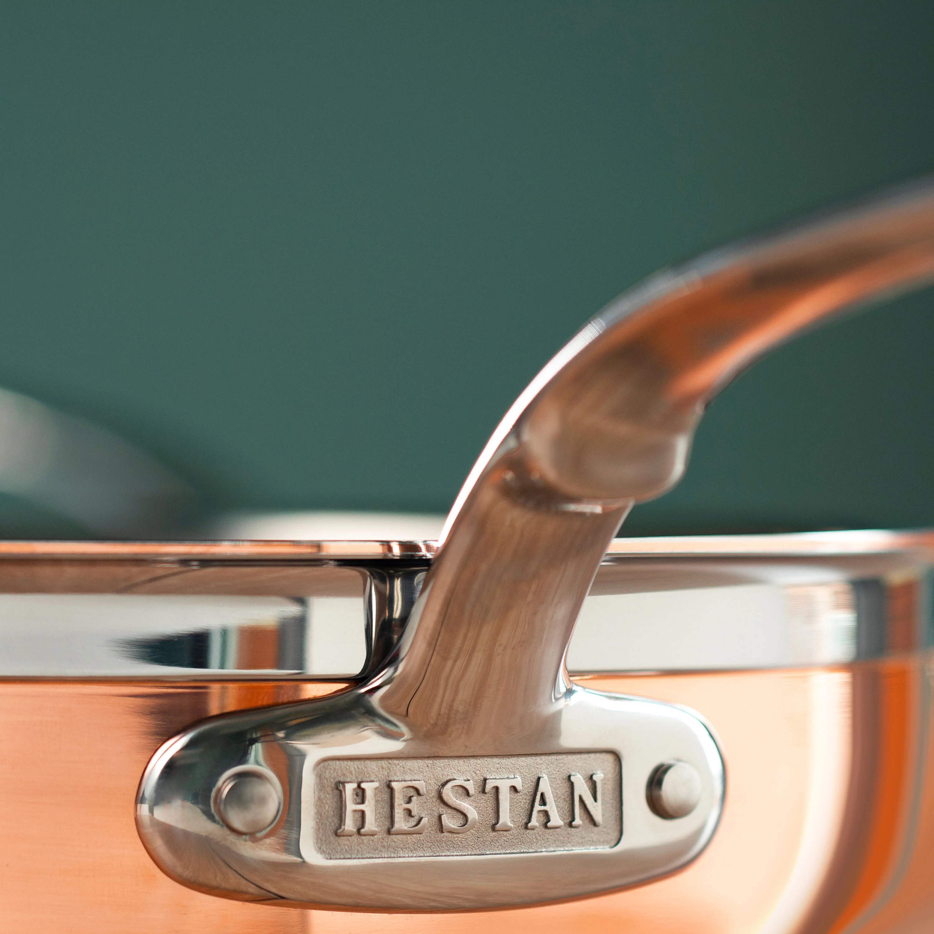 Hestan CopperBond 11" Induction Copper Skillet - Image 6