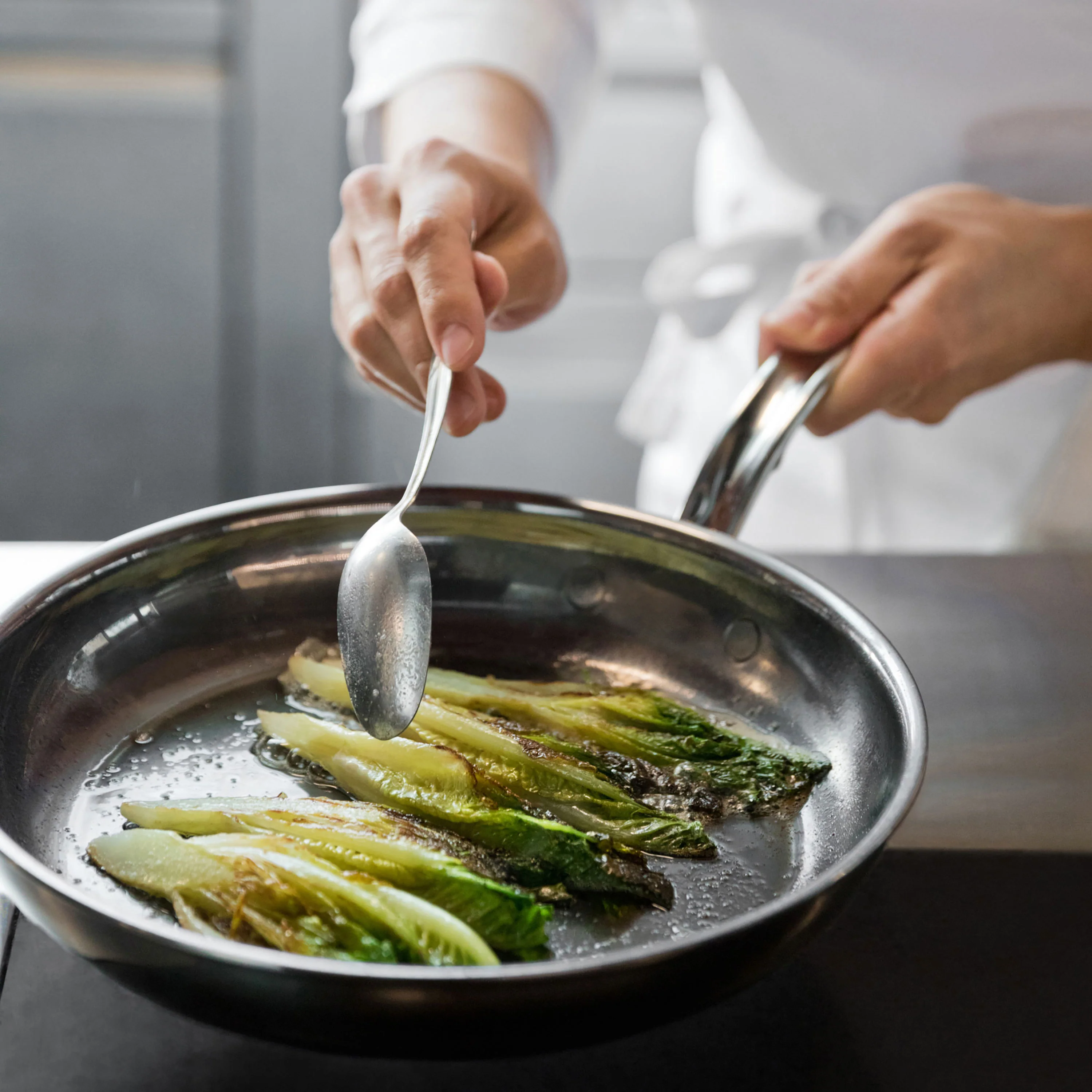 Hestan NanoBond 12.5" Titanium Stainless Steel Skillet - Image 4