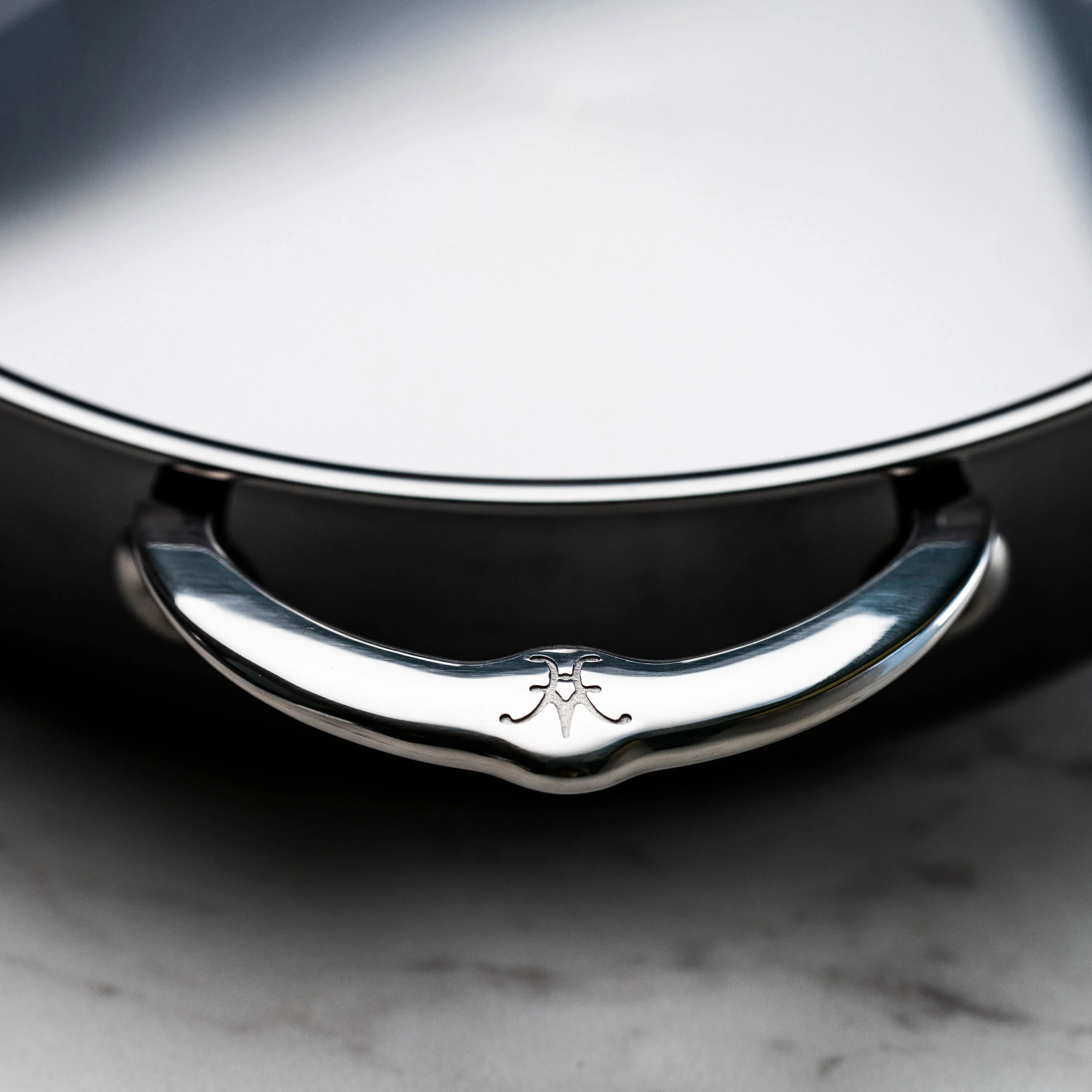 Hestan NanoBond 8-quart Titanium Stainless Steel Stock Pot - Image 4