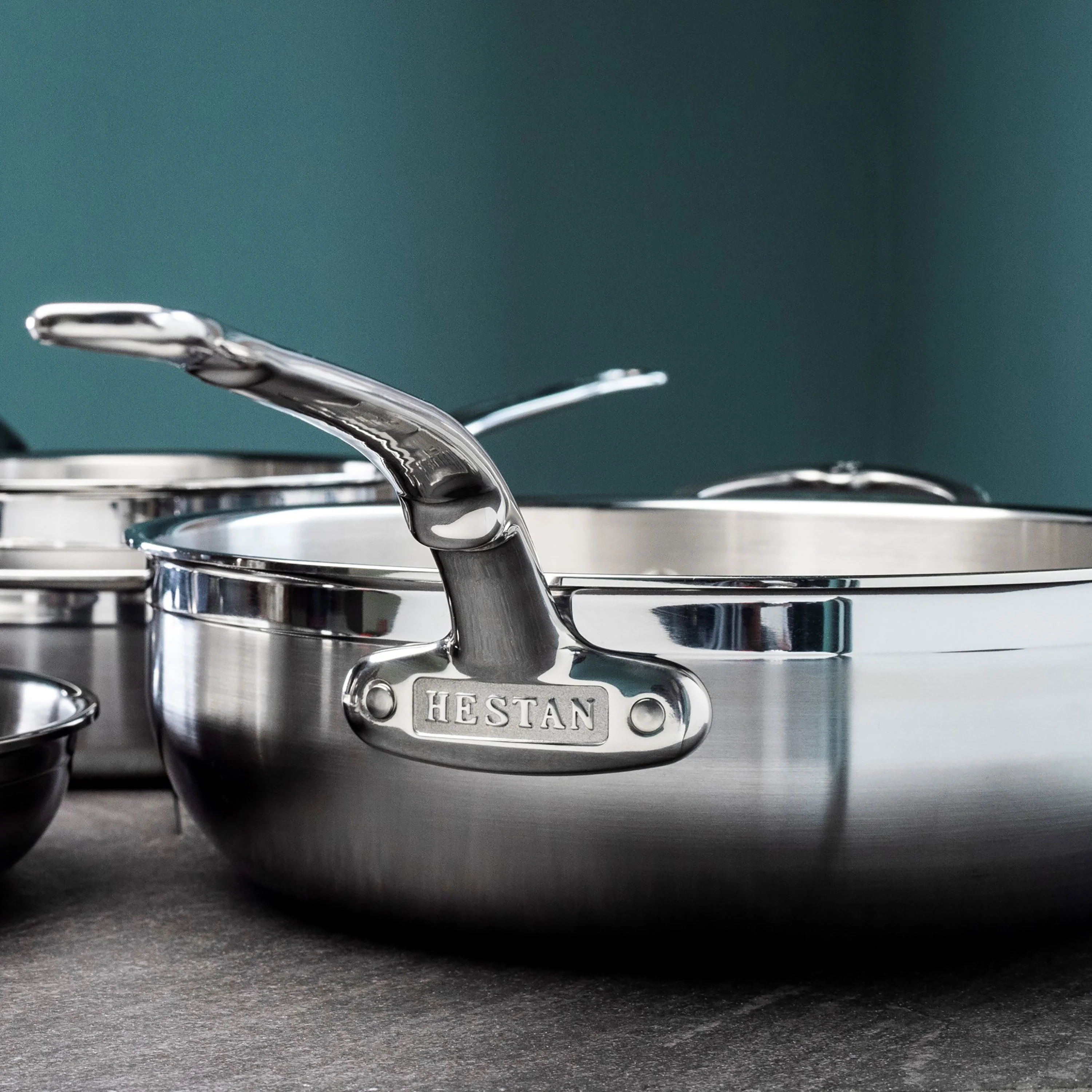 Hestan ProBond 5-quart Stainless Steel Essential Pan - Image 4