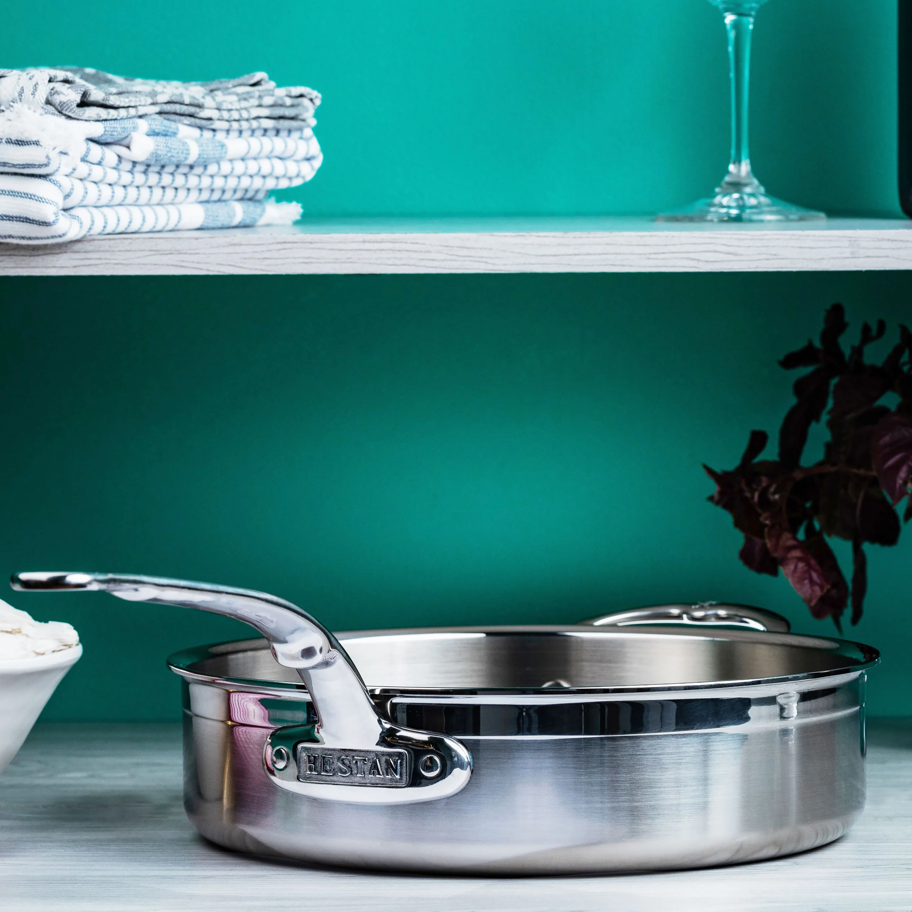Hestan ProBond 3.5-quart Stainless Steel Saute Pan - Image 2