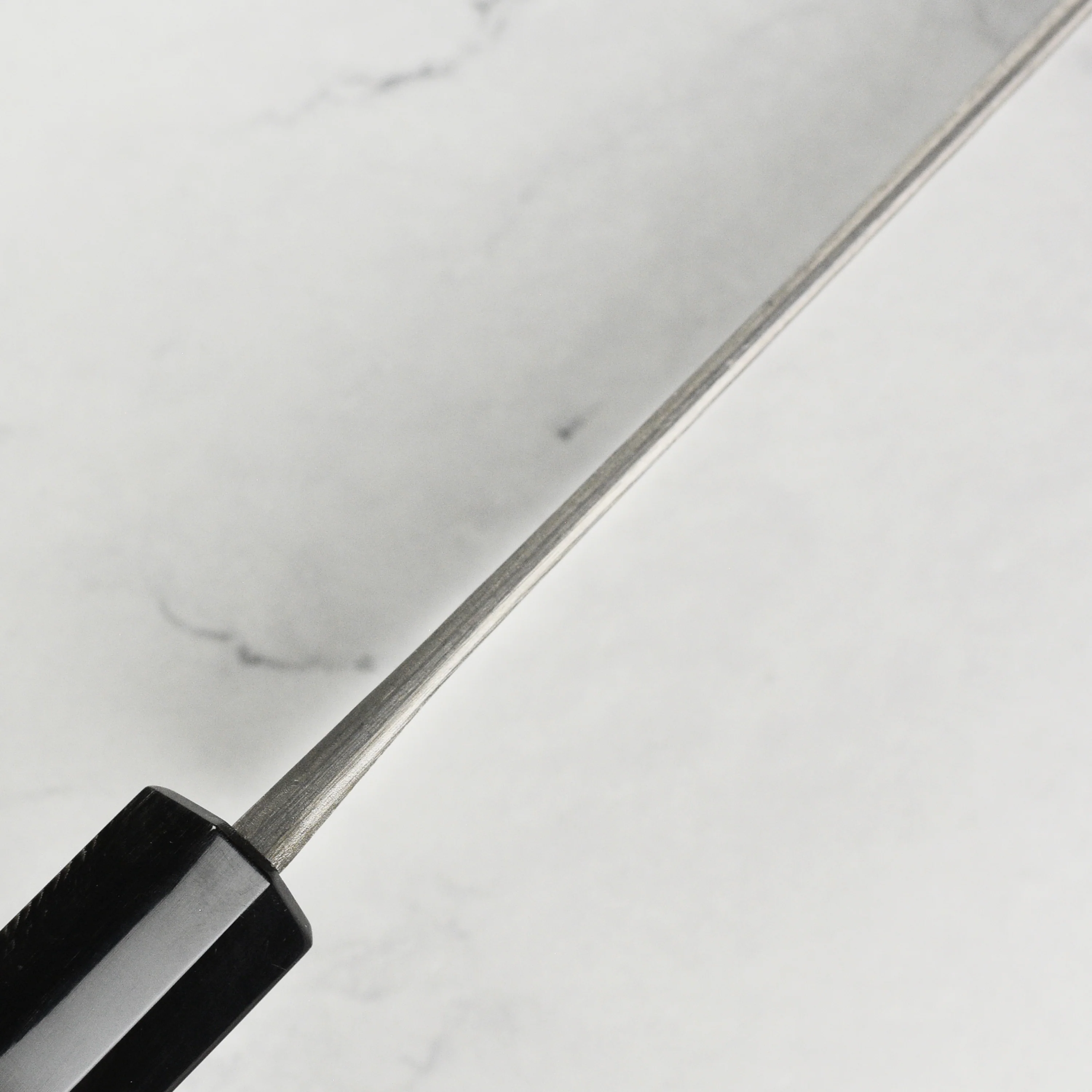 Hinoura Shirogami #2 Kurouchi Tsuchime 8.25" Gyuto - Image 3