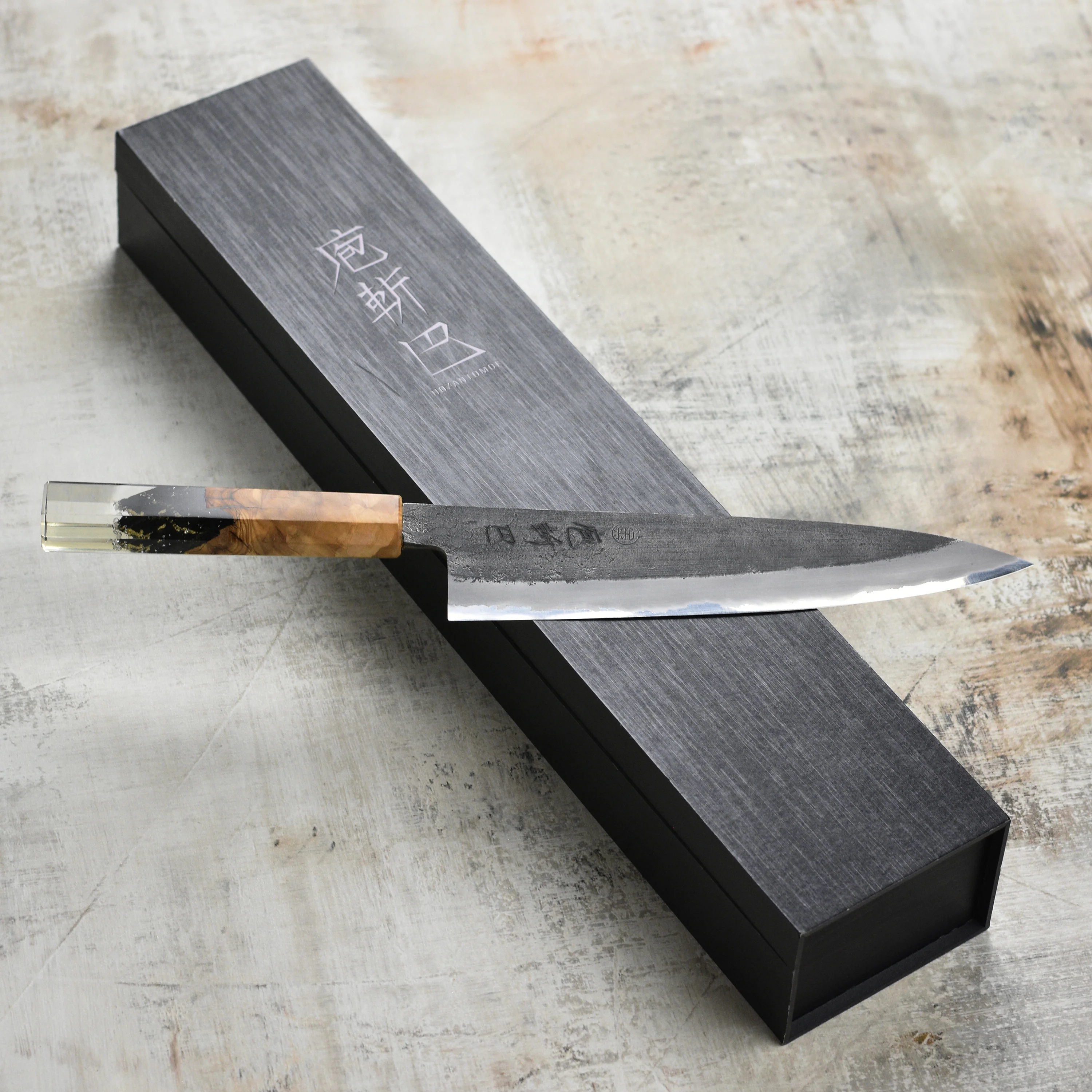 Hozan Tomoe x Hinoura Shirogami #2 Kurouchi 8.25" Gyuto - Image 10