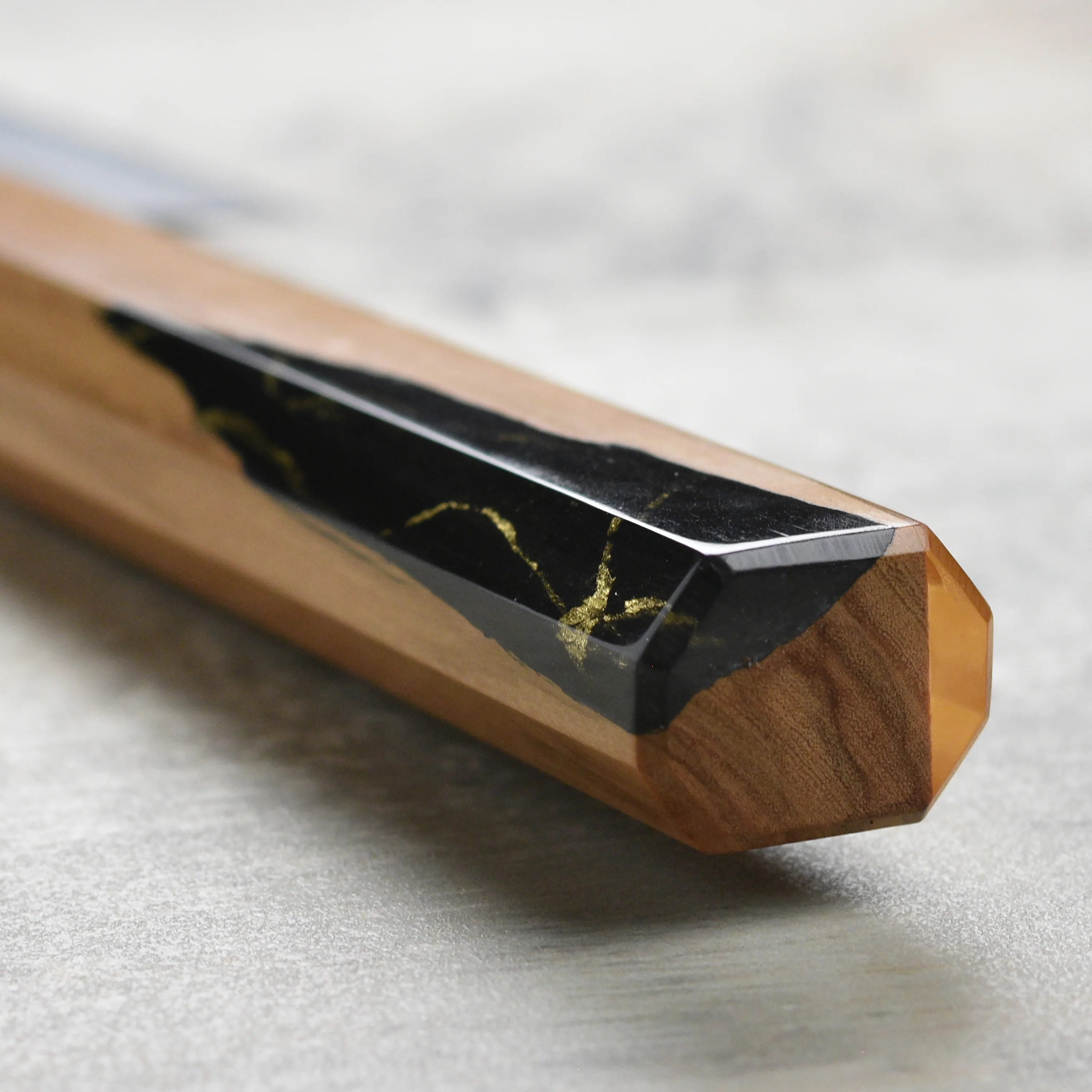 Hozan Tomoe x Hinoura Shirogami #2 Kurouchi 9.4" Gyuto - Image 8