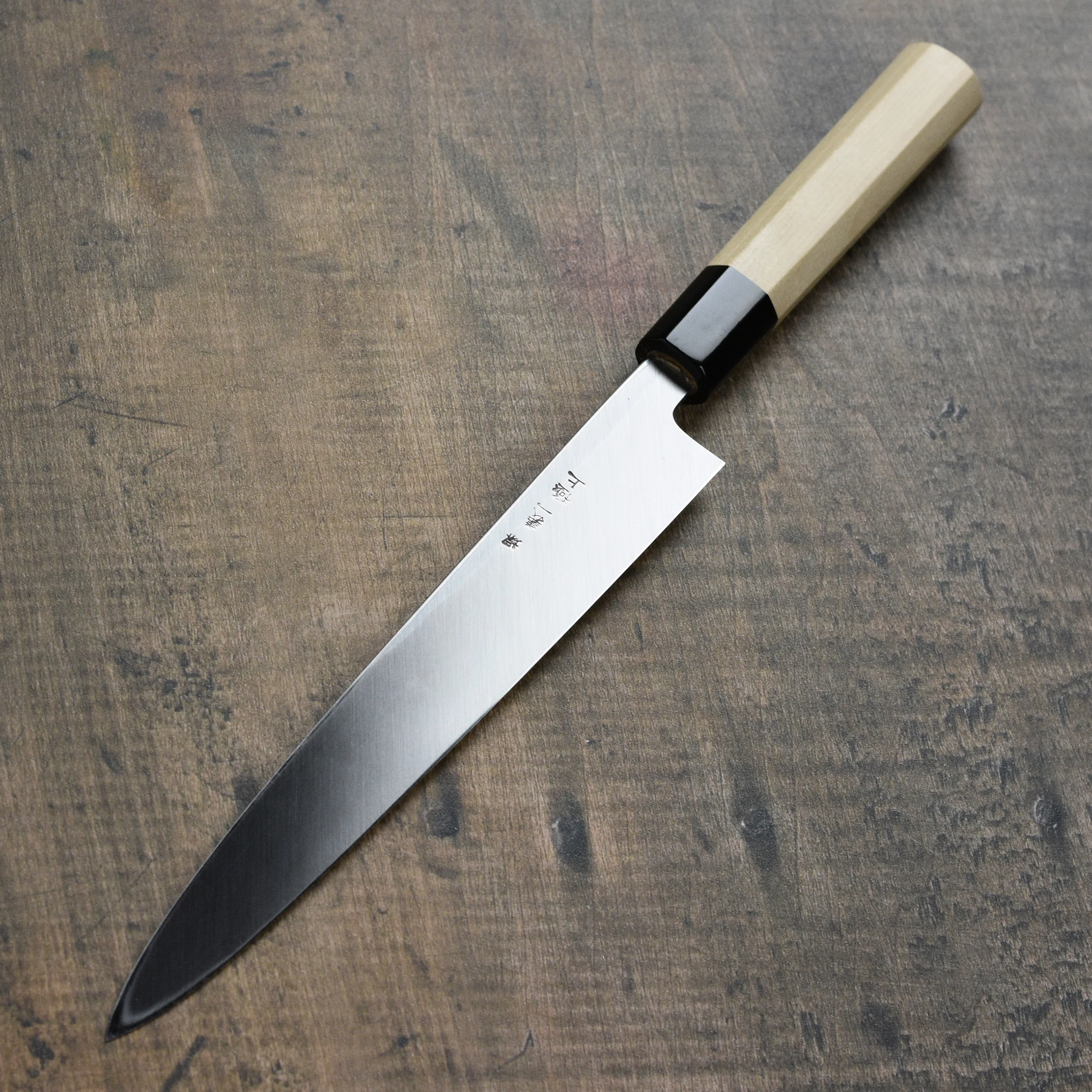 Ittetsu x Tanaka Shirogami #2 9.4" Hon-Kasumi Single Bevel Yanagiba with Saya - Image 6