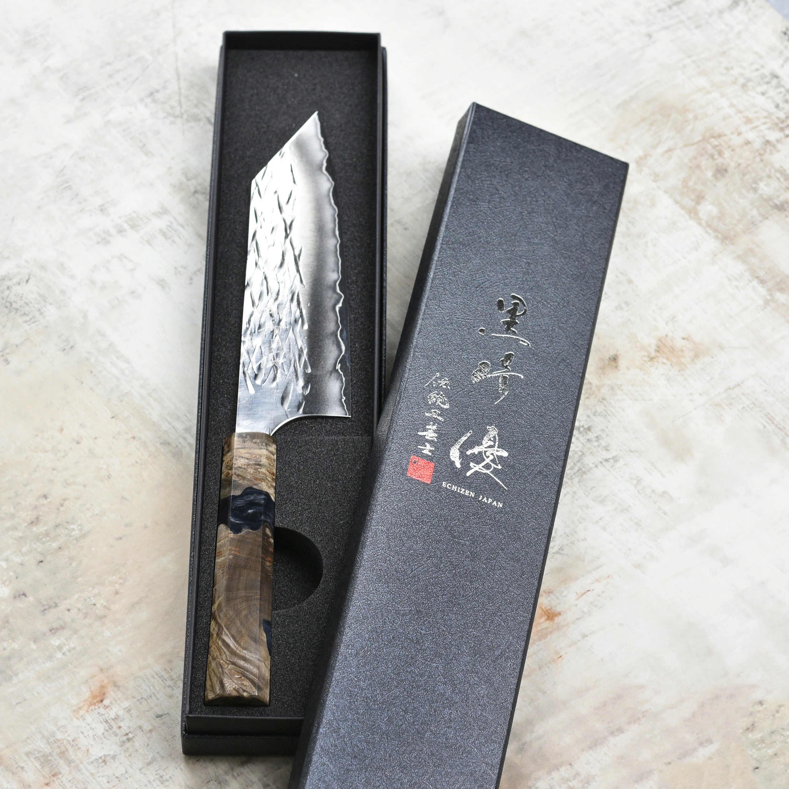 Kurosaki Sesame Forged 6.7" Bunka - Image 8