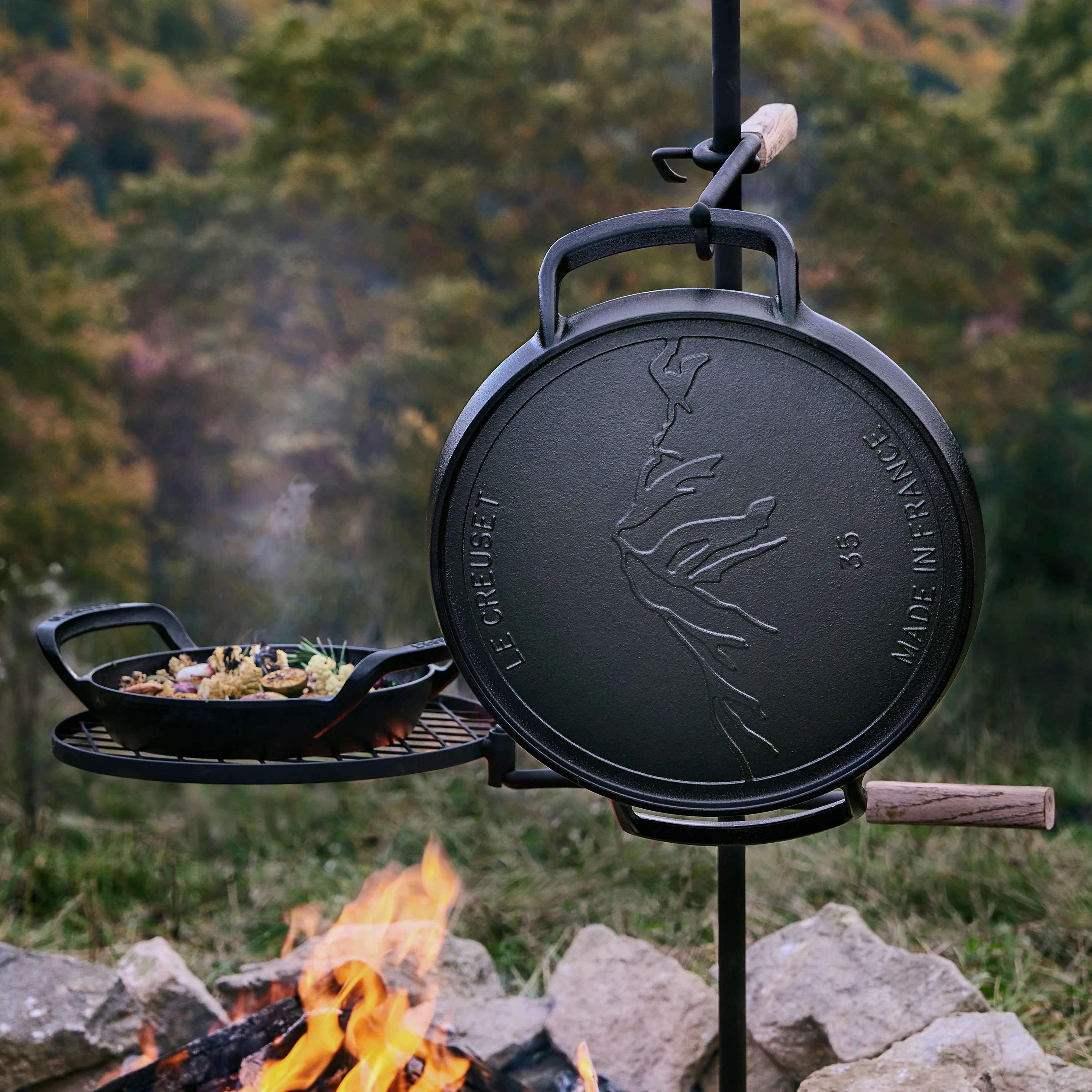 Le Creuset Alpine Outdoor Cast Iron 15" Pizza Pan - Image 6