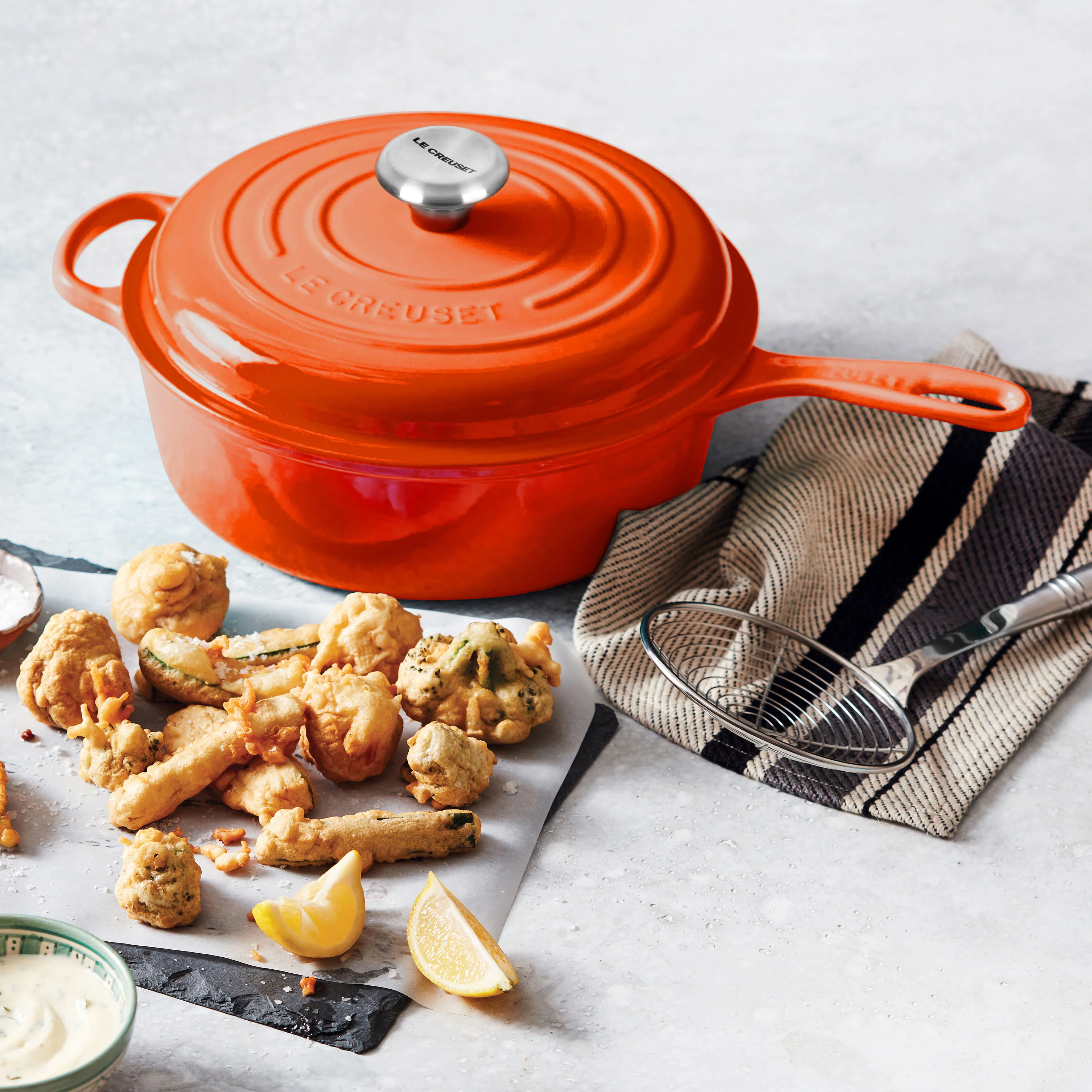 Le Creuset Signature Cast Iron 3.75-quart Flame Cassadou - Image 4