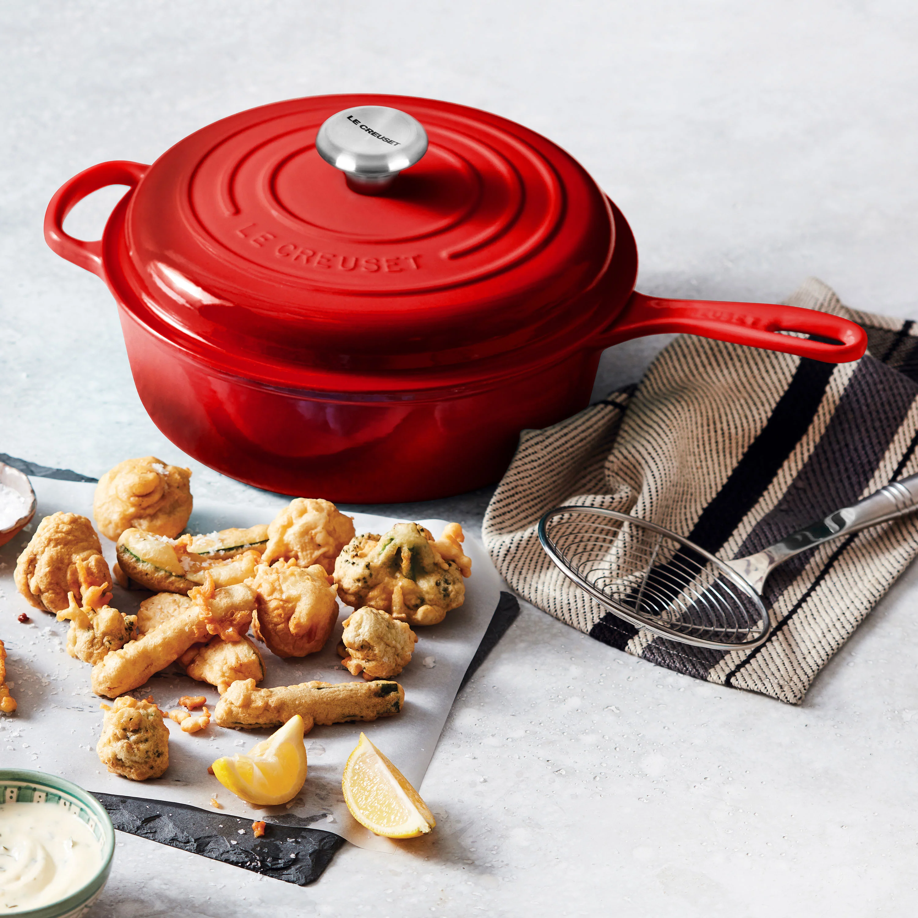 Le Creuset Signature Cast Iron 3.75-quart Cerise Cassadou - Image 4