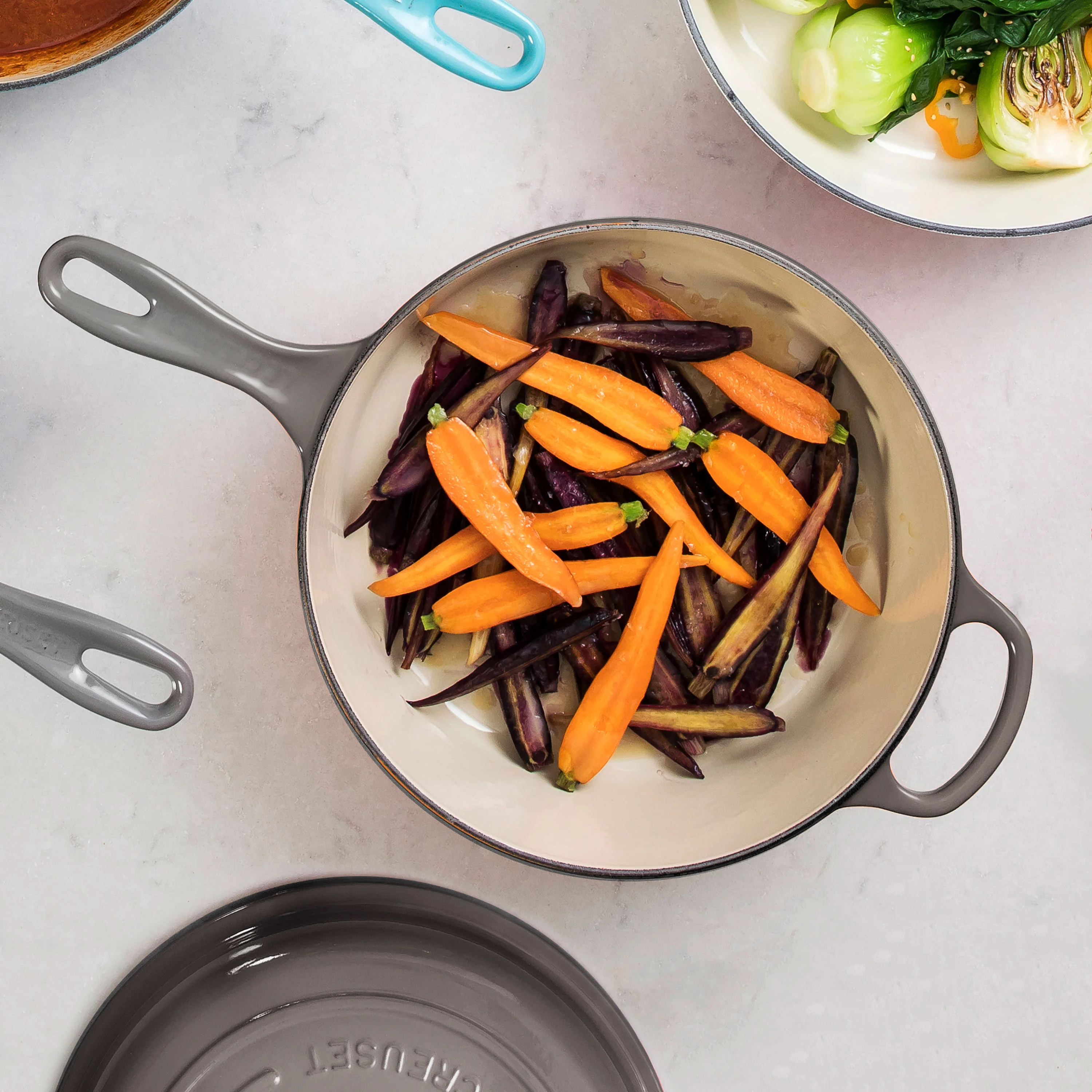 Le Creuset Signature Cast Iron 3.75-quart Oyster Cassadou - Image 4