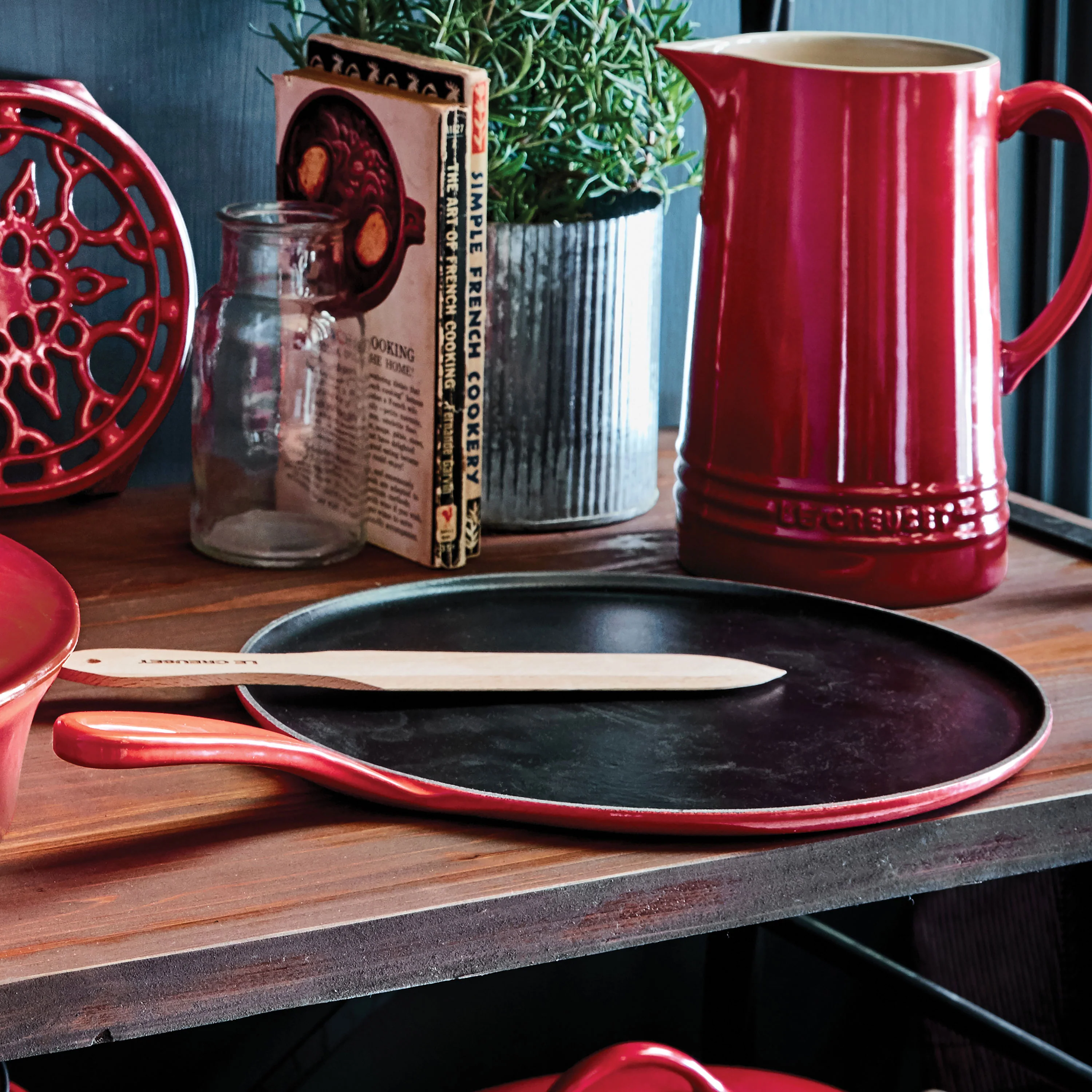 Le Creuset Cast Iron 10.75" Cerise Crepe Pan - Image 3