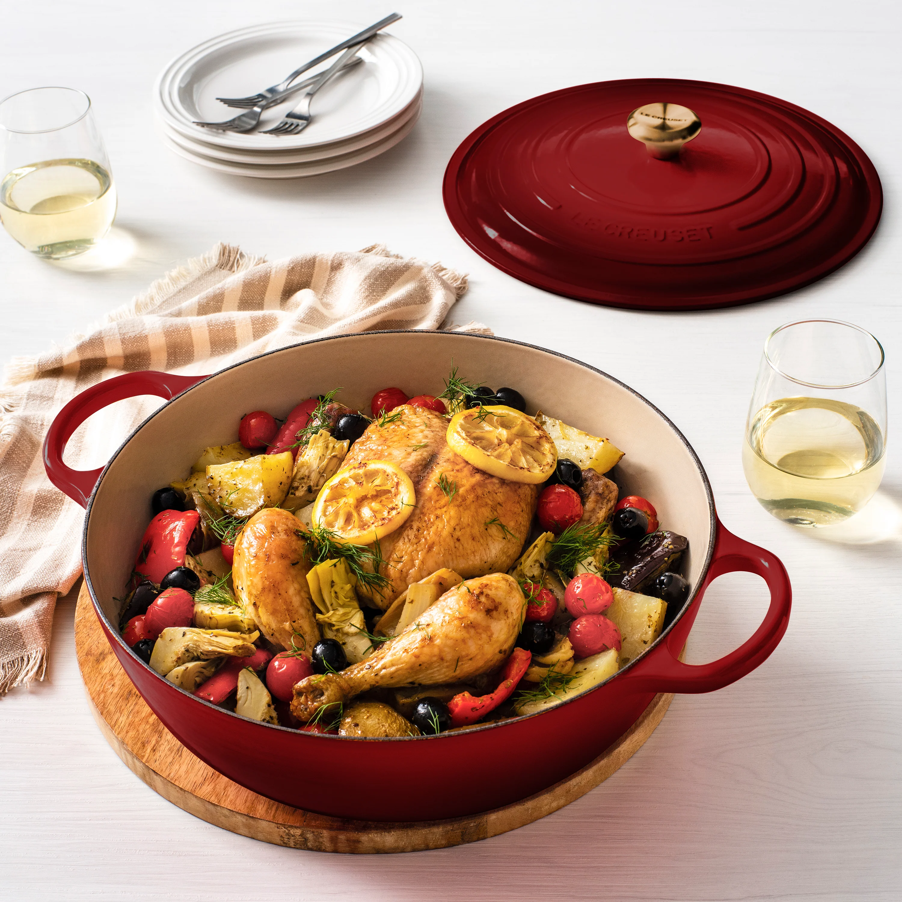 Le Creuset Signature Cast Iron 7.5-quart Rhone Chef's Oven - Image 6