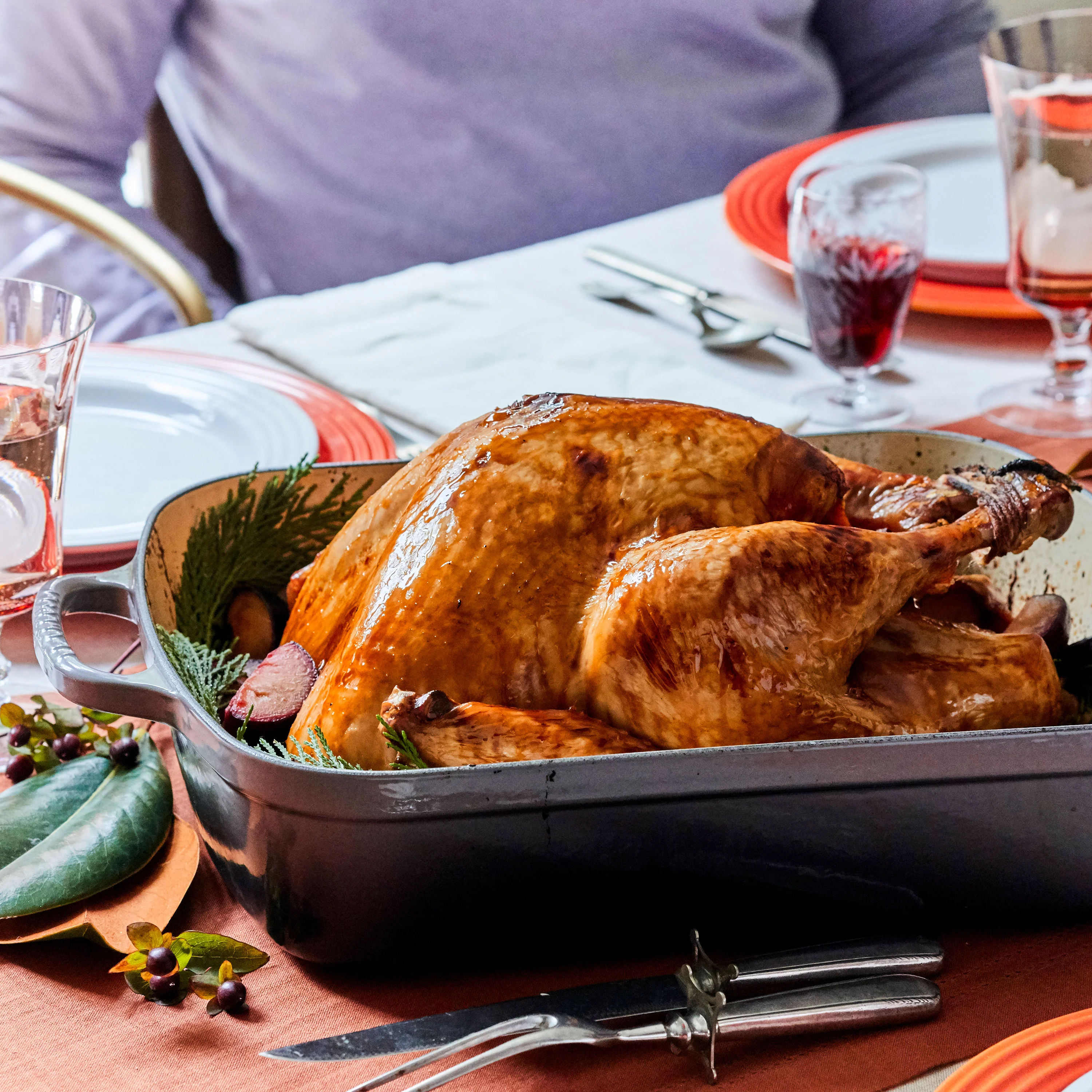 Le Creuset Signature Cast Iron Oyster Roasting Pan, 12.75x9.75" - Image 6