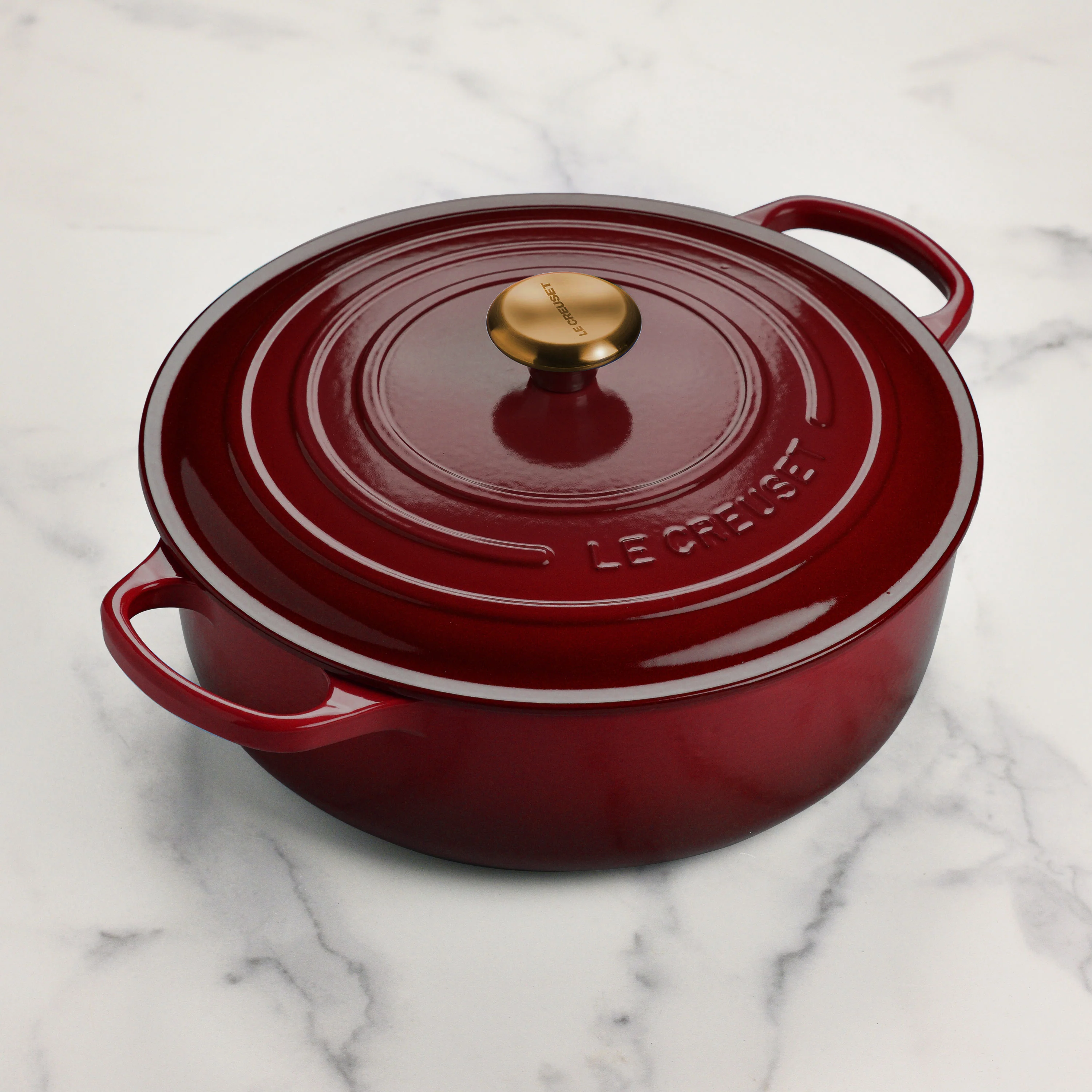 Le Creuset Signature Cast Iron 6.75-quart Rhone Round Wide Dutch Oven with Gold Knob - Image 7
