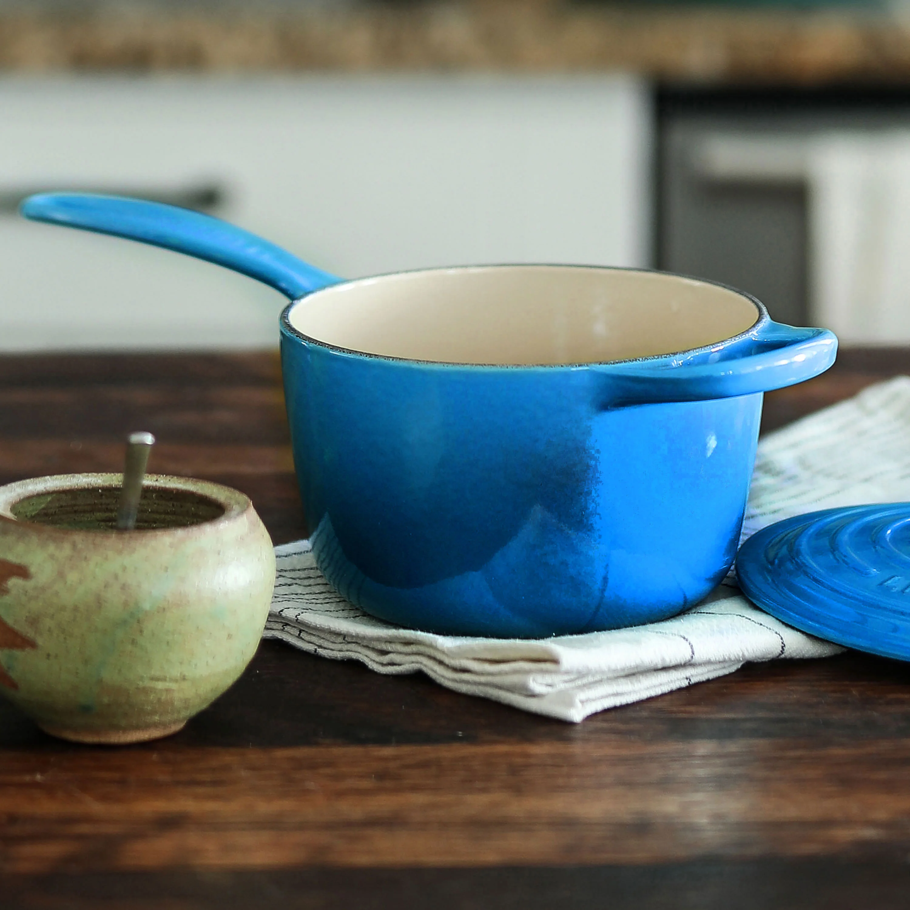 Le Creuset Signature Cast Iron 2.25-quart Marseille Saucepan - Image 4