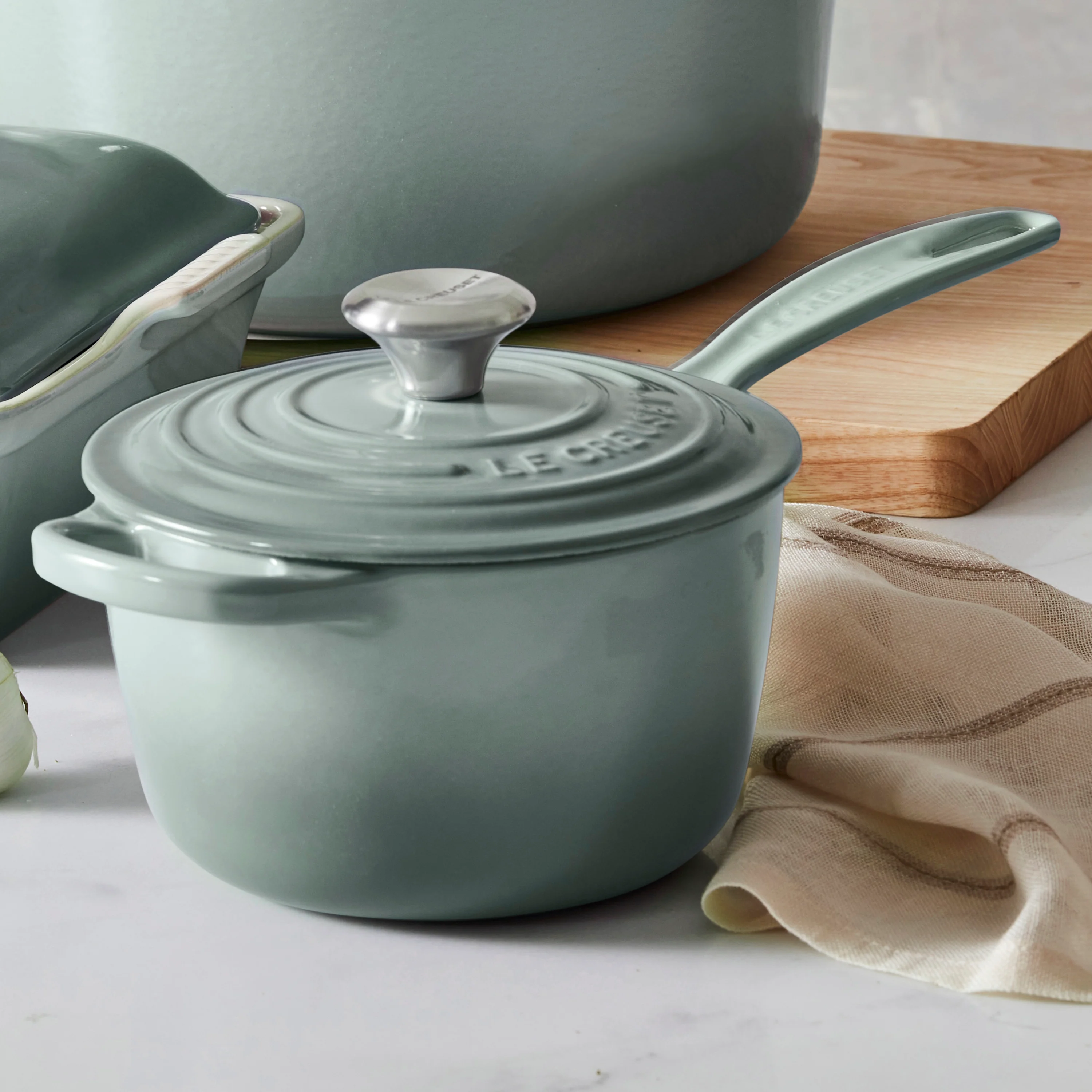 Le Creuset Signature Cast Iron 2.25-quart Sea Salt Saucepan - Image 3
