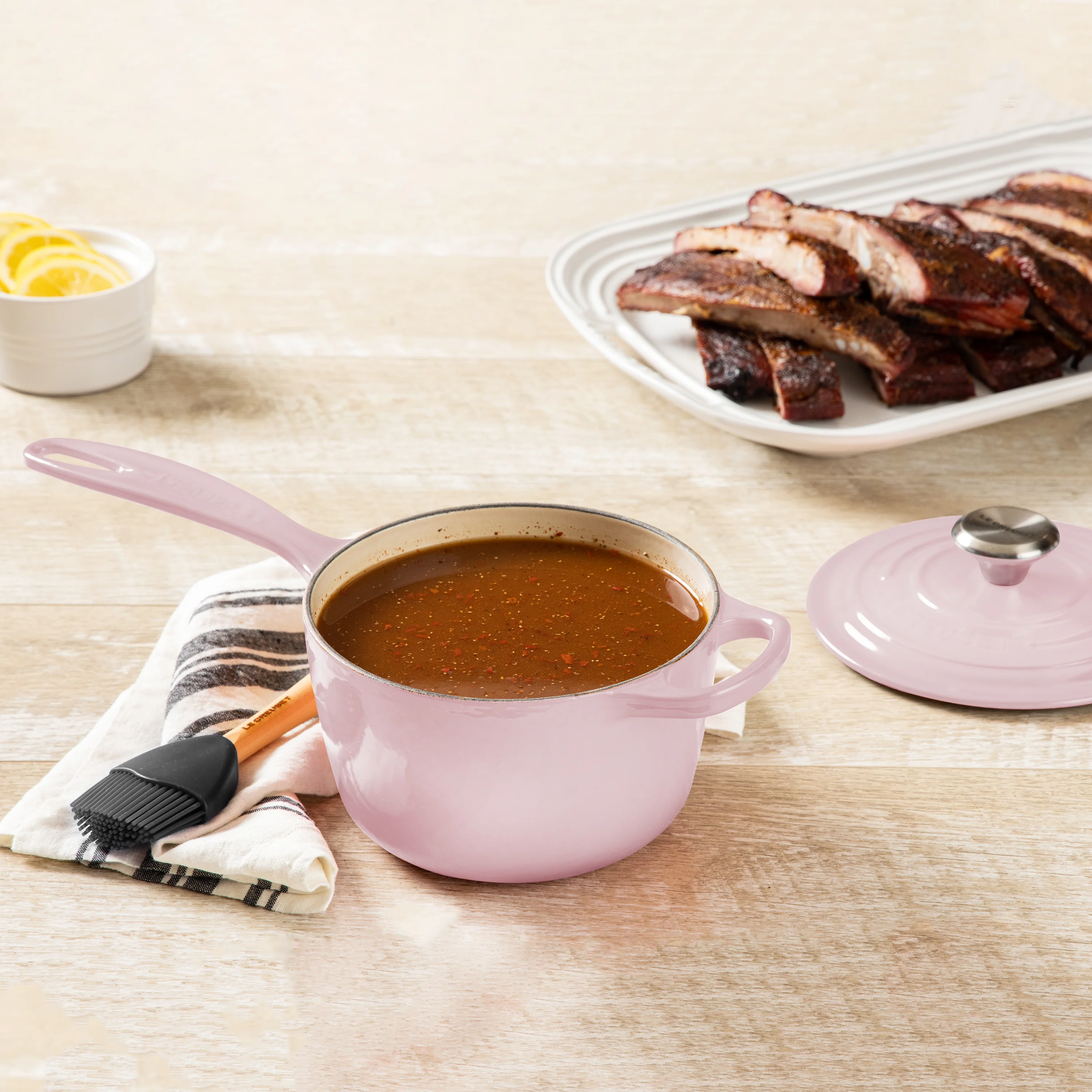 Le Creuset Signature Cast Iron 1.75-quart Shallot Saucepan - Image 3