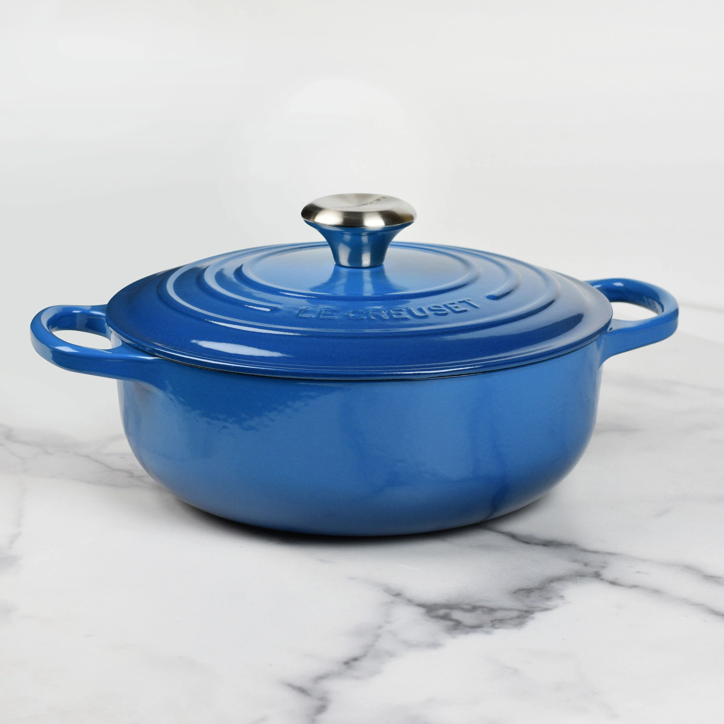 Le Creuset Signature Cast Iron 3.5-quart Marseille Sauteuse Dutch Oven - Image 7