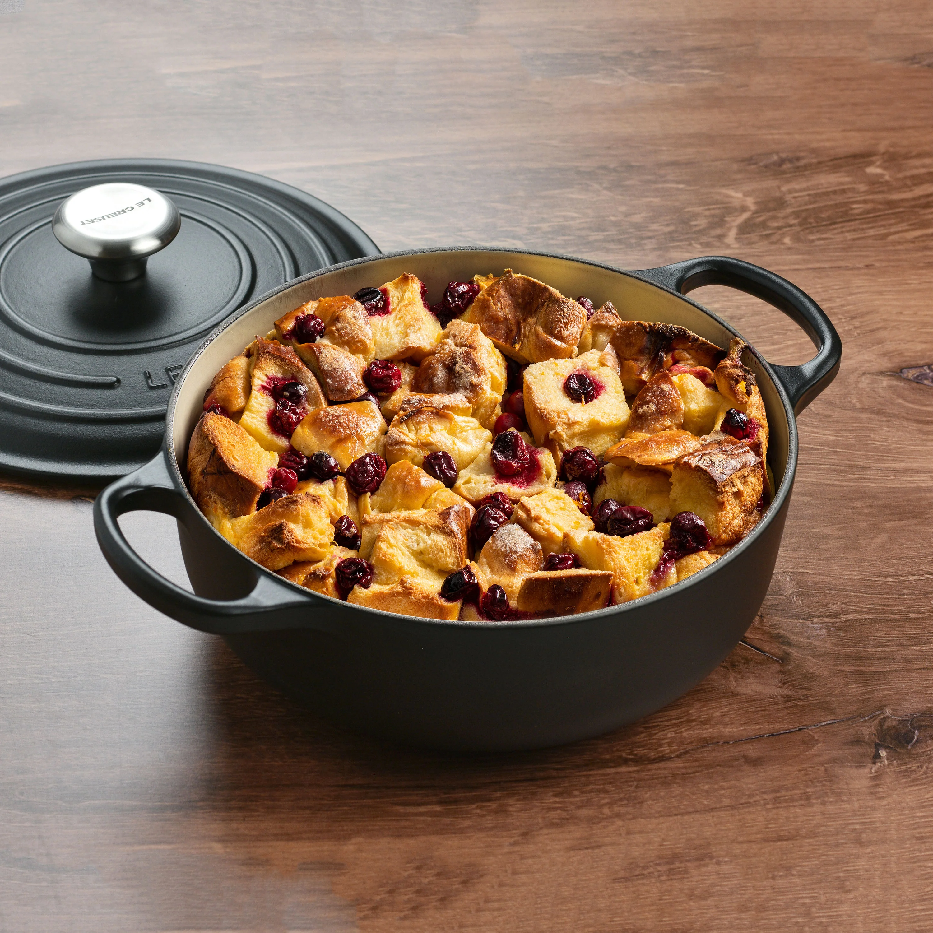 Le Creuset Signature Cast Iron 3.5-quart Licorice Sauteuse Dutch Oven - Image 2